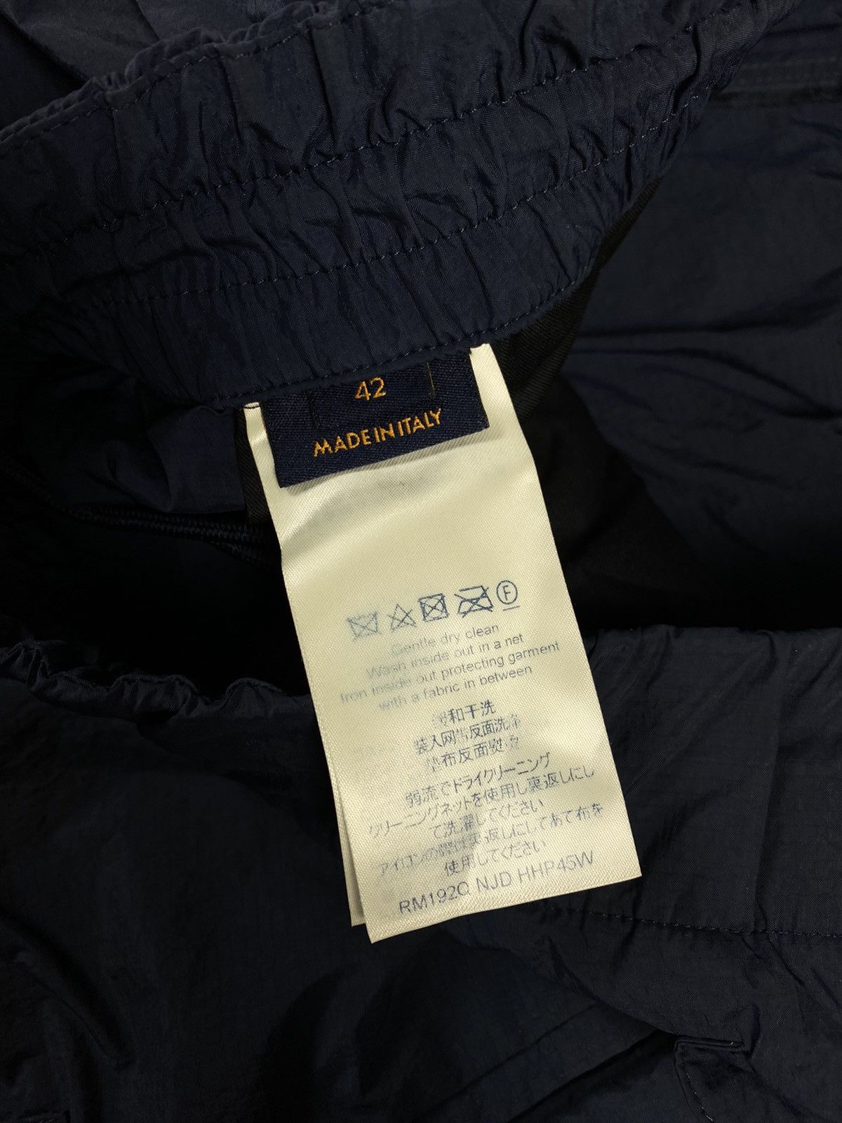 Louis Vuitton Louis Vuitton men’s nylon cargo pants trousers size 42 Size US 36 / EU 52 - 14 Thumbnail