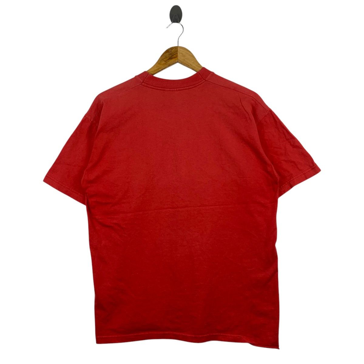 Vintage Vintage LONDON Embroidered Merchandise Red Short Shirt Size US L / EU 52-54 / 3 - 3 Thumbnail