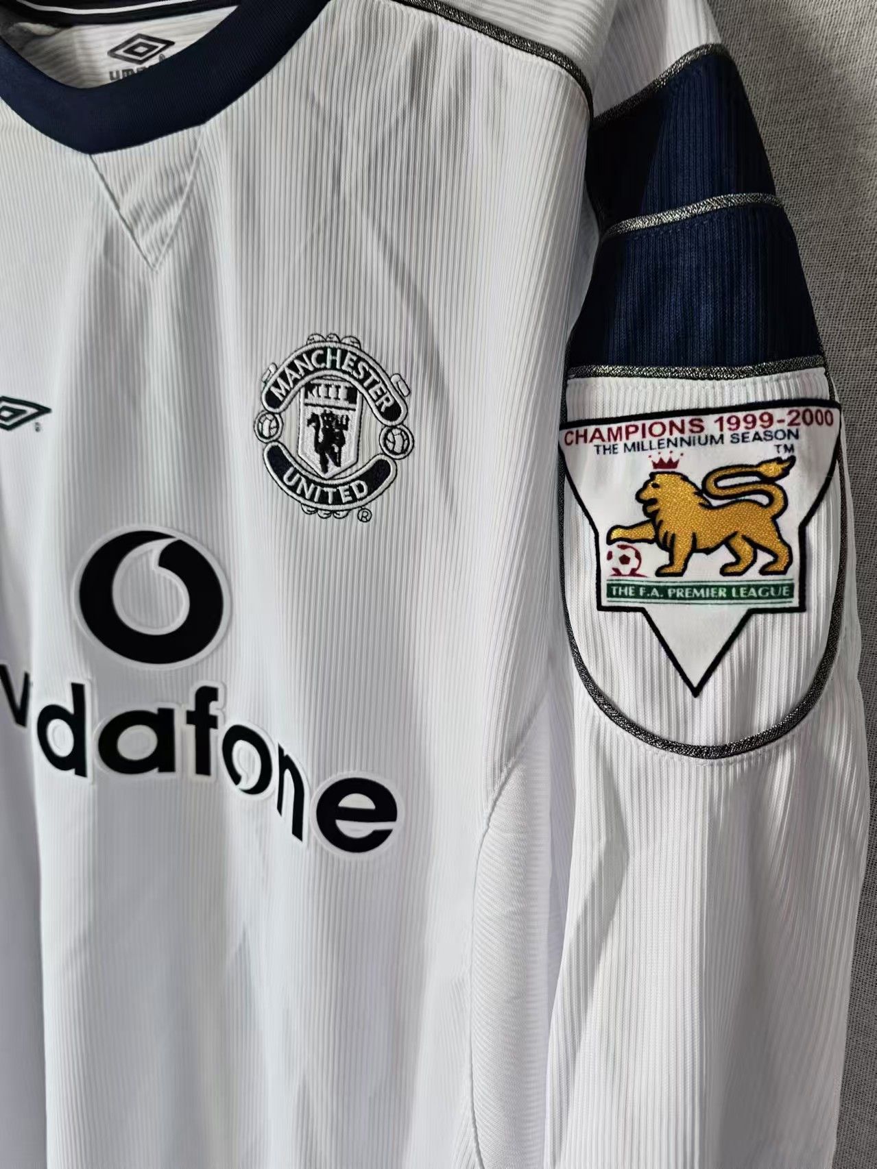 Other 1999 2000 MUFC 7 David Beckham Jersey Size US L / EU 52-54 / 3 - 3 Thumbnail