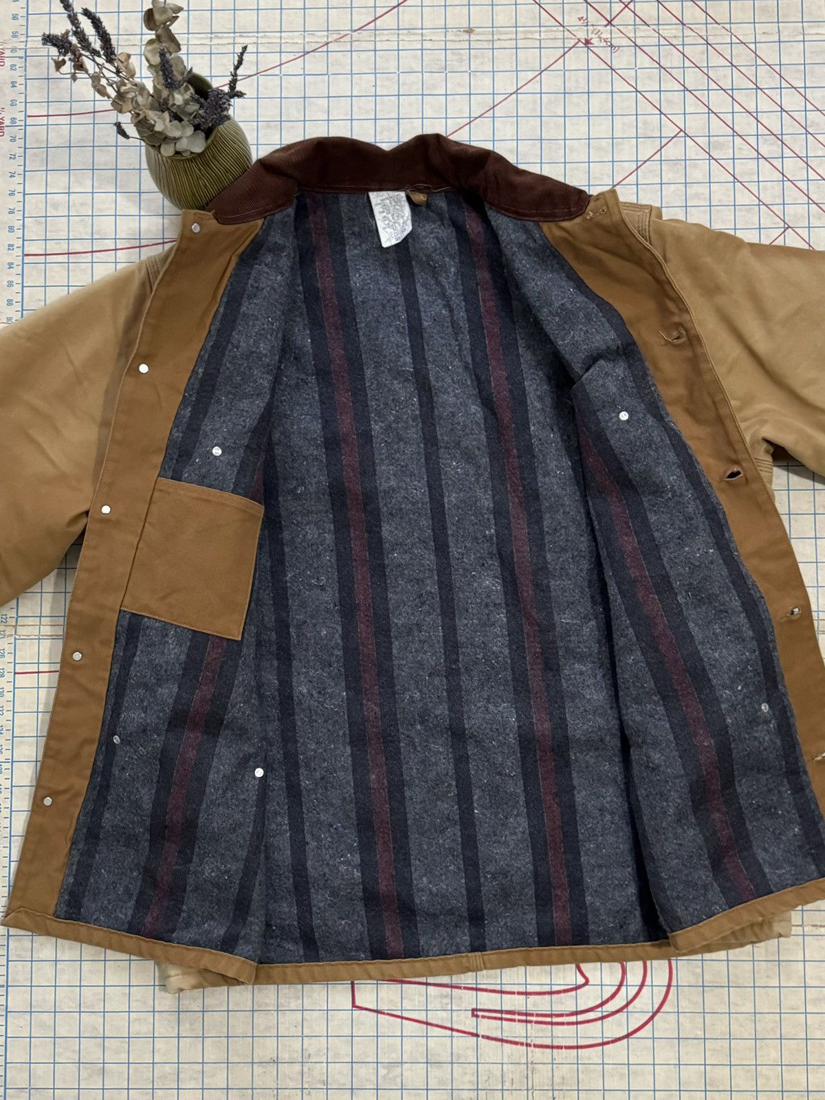Carhartt × Vintage Carhartt Chore Coat Duck Canvas Nice Fade Blanket Lined Barn Size US XL / EU 56 / 4 - 6 Thumbnail