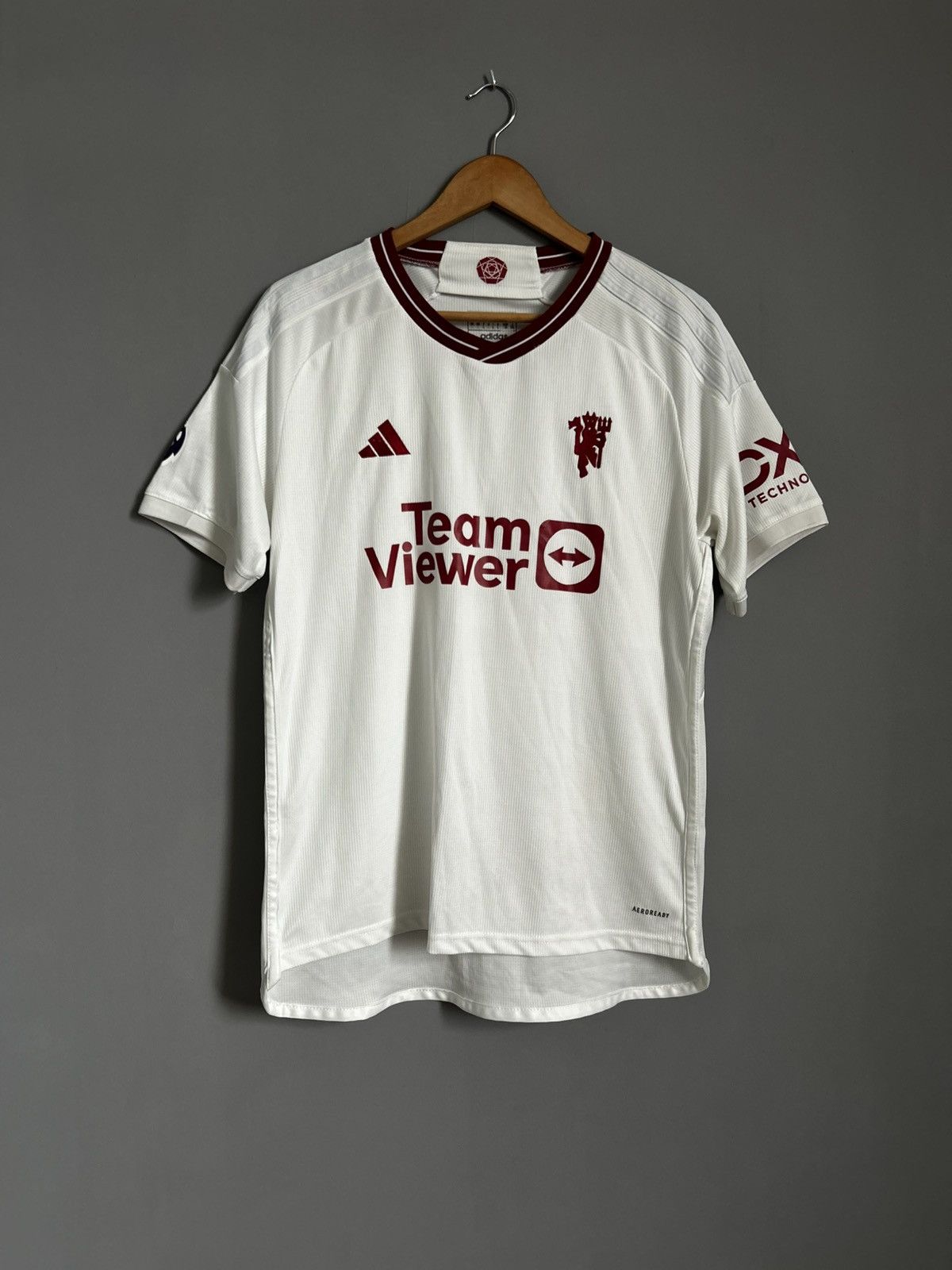 Adidas Manchester United adidas soccer jersey 2023 L white MANU Size US L / EU 52-54 / 3 - 1 Thumbnail