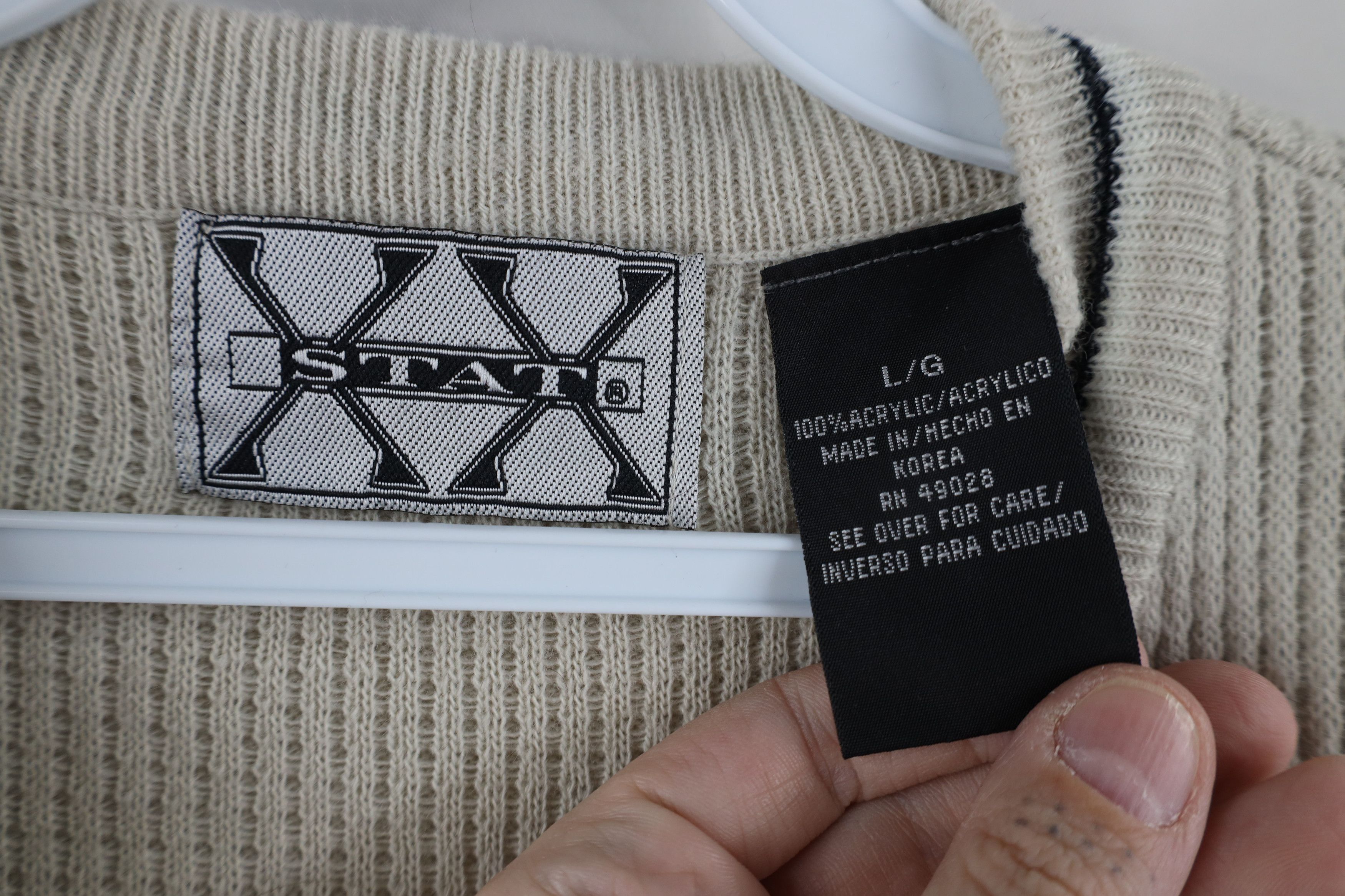 Vintage Vintage 90s Streetwear Ribbed Knit Sweater Vest Beige Size US L / EU 52-54 / 3 - 8 Thumbnail