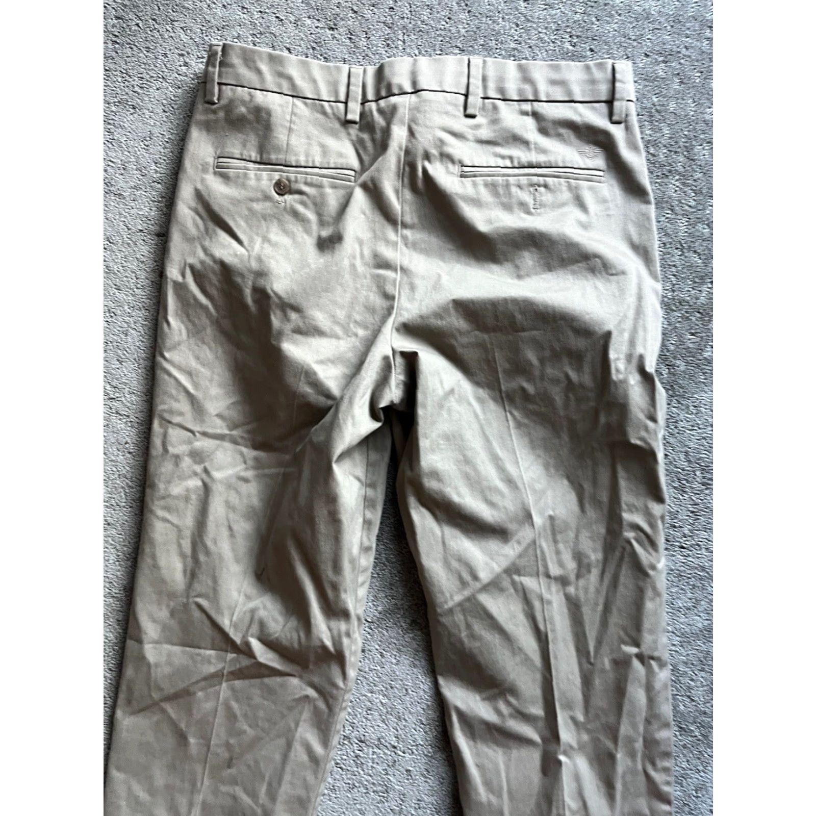 Dockers DOCKERS Classic Fit Chinos Pants 36x30 Men Beige Solid Khaki 100% Cotton Pleated Front D3 Vintage? No (but not vintage). Mens/Casual. Size US 36 / EU 52 - 4 Thumbnail