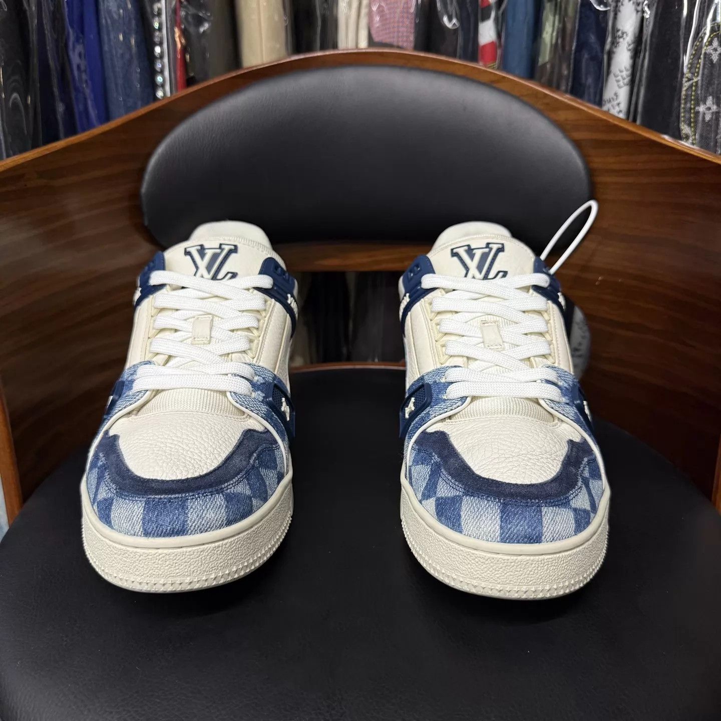 Louis Vuitton LV Trainer White/Blue Denim & Checker Uk7/41 Worn Size US 8 / EU 41 - 2 Thumbnail