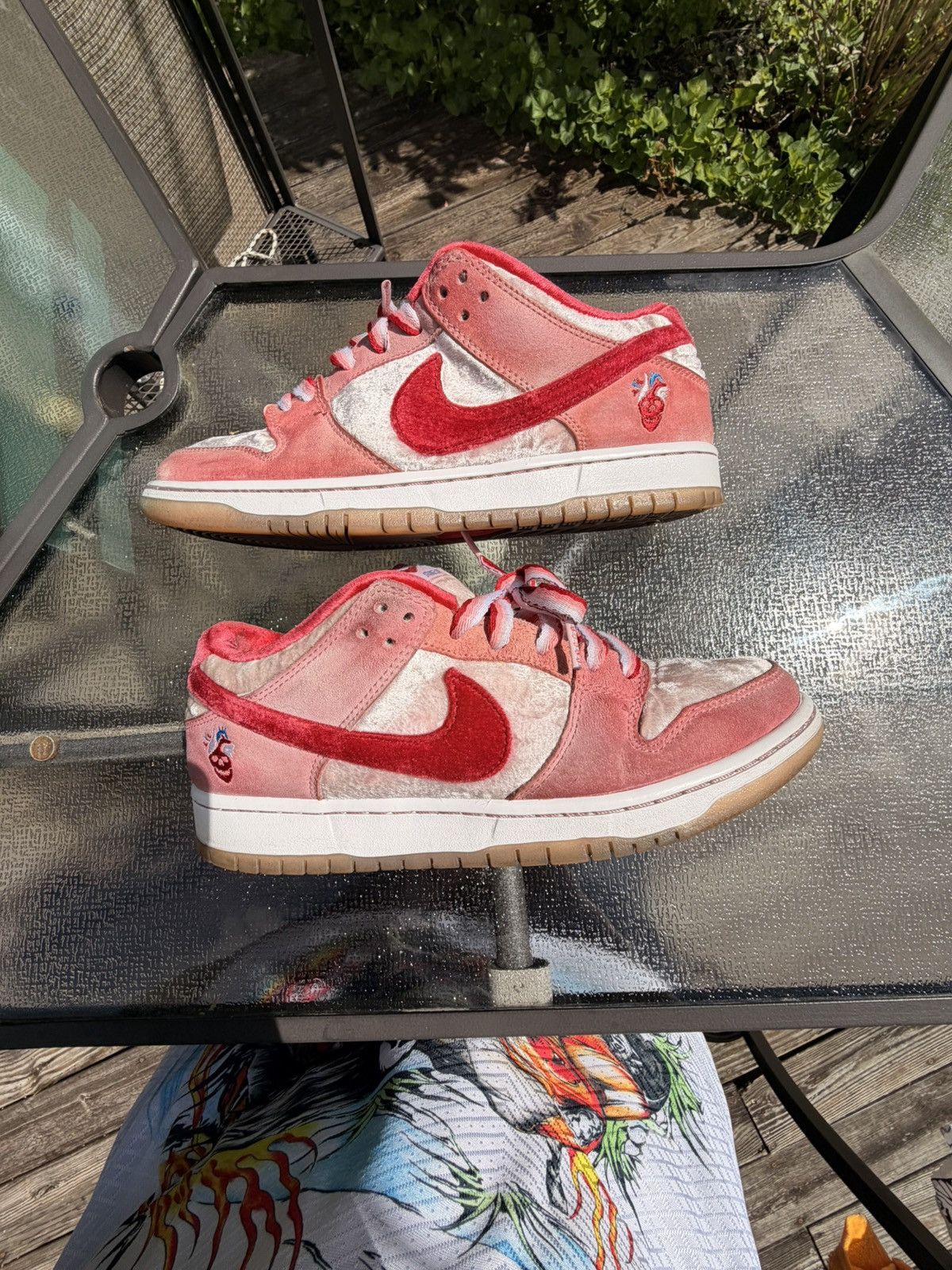 Nike NIKE SB DUNK LOW STRANGELOVE VALENTINE Size US 9 / EU 42 - 1 Thumbnail