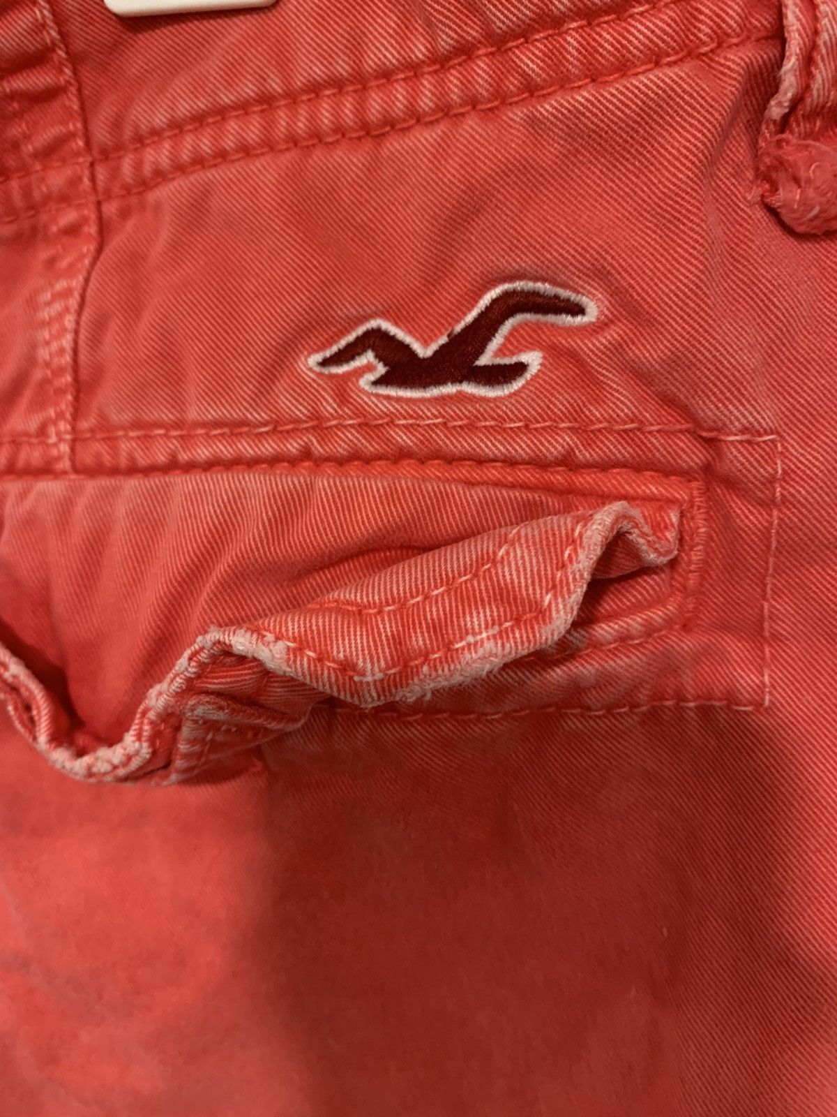 Hollister Early 2000”s Hollister red cargo shorts Size US 32 / EU 48 - 7 Thumbnail