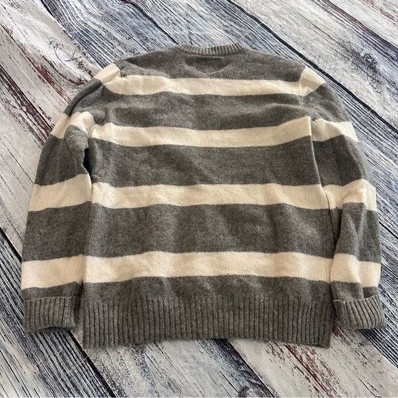 Express Vintage Express 100% Wool V-Neck Sweater in Gray Stripes Y2K Size US L / EU 52-54 / 3 - 4 Thumbnail