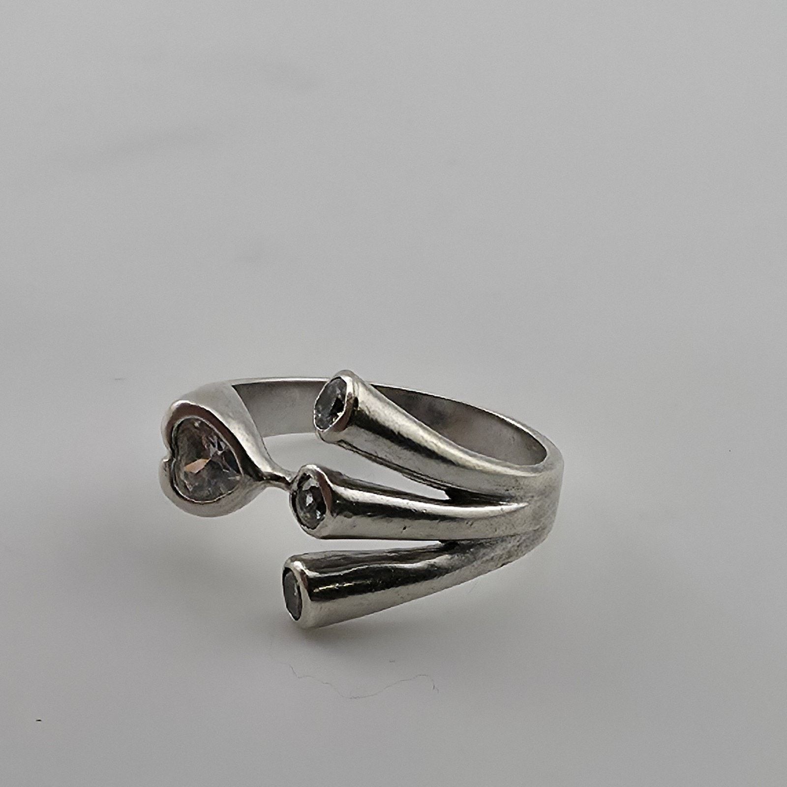 Other Sterling Silver Heart CZ Wrap Ring Size 7 Romantic 925 Size ONE SIZE - 7 Thumbnail