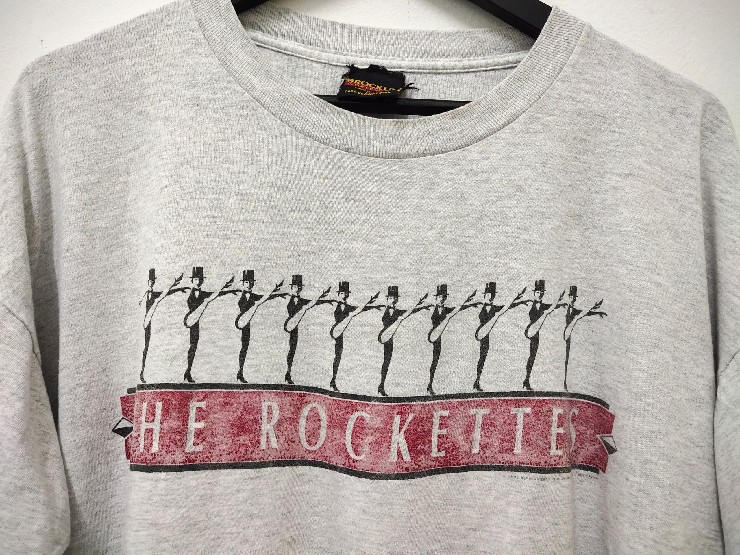 Band Tees Vintage 1993 The Rockettes dance company Promo tee shirt Size US XL / EU 56 / 4 - 2 Thumbnail