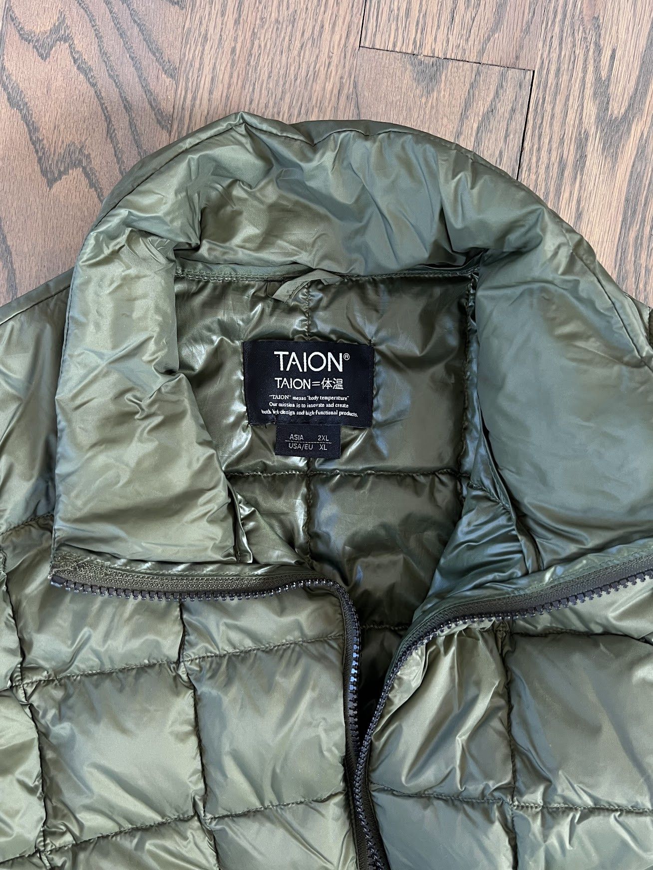 TAION TAION Green Puffer Vest Size US XL / EU 56 / 4 - 2 Thumbnail