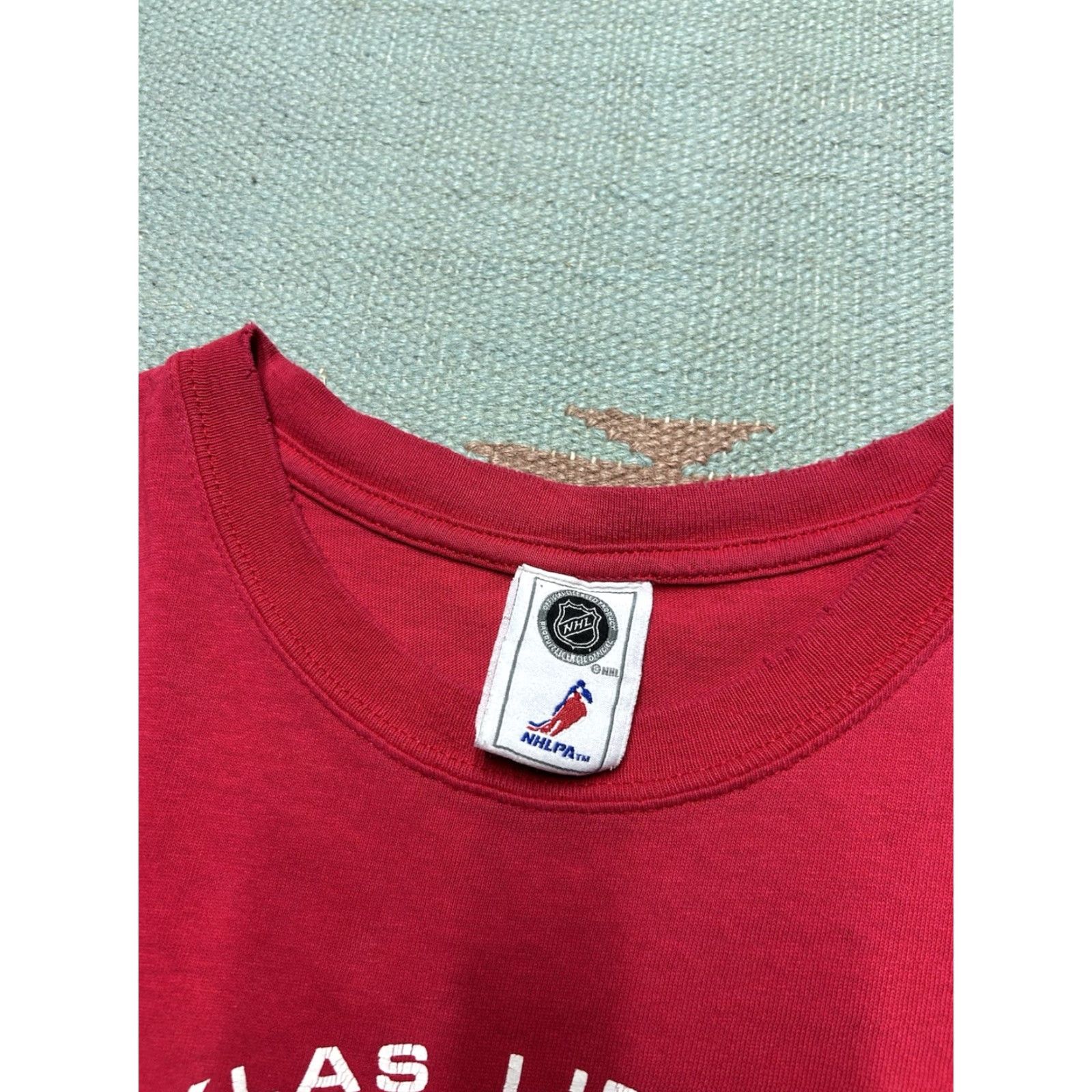 NHL VINTAGE Detroit Red Wings NHL Nicklas Lidstrom T-Shirt Mens L/XL Red Size US XL / EU 56 / 4 - 4 Thumbnail