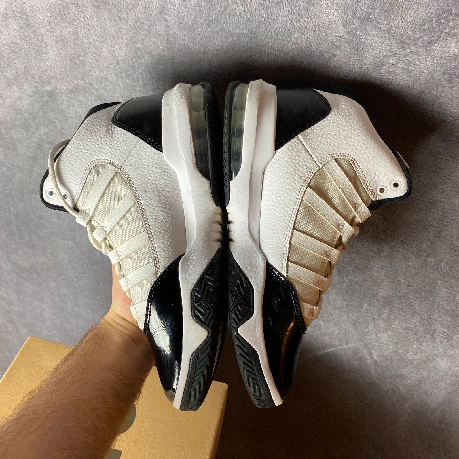 Jordan Brand Nike Air Jordan Max Aura 11 white black patent leather Size US 8 / IT 38 - 8 Thumbnail