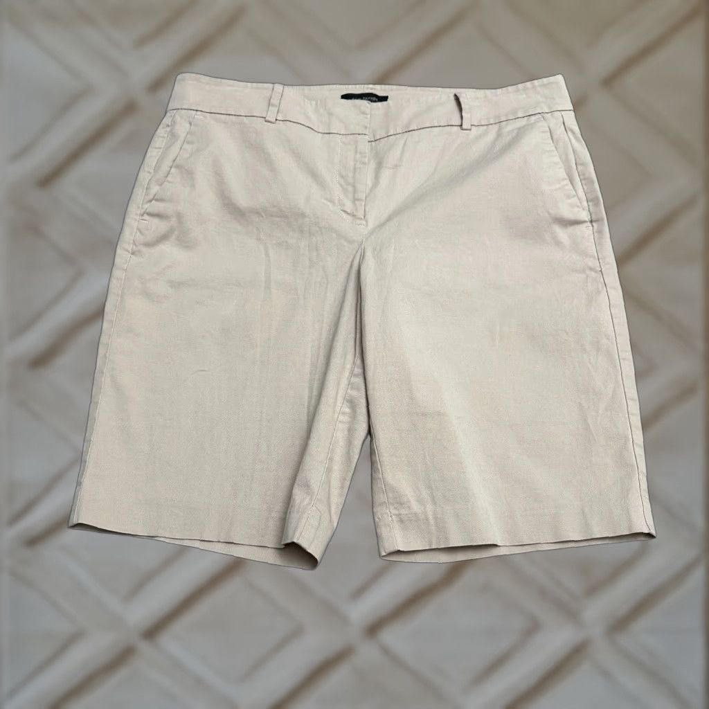 Ann Taylor Ann Taylor Devin Bermuda Shorts Womens 12 Khaki Brown Cotton 36x10.5 Size 34" / US 12 / IT 48 - 1 Thumbnail