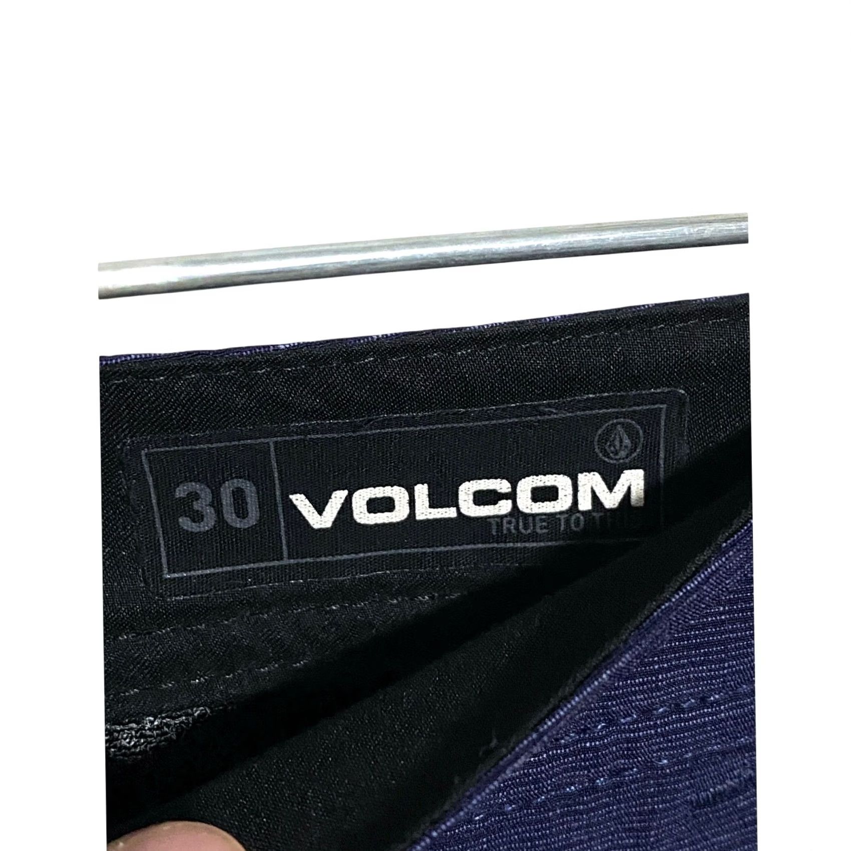 Volcom Volcom Frickin Cross Shred 20" Shorts Mens 30 Surf Skate Casual Preppy Beach Bermuda Shorts Mens 30 Blue Navy Resort Beachy Nautical Casual Mens Size US 30 / EU 46 - 5 Thumbnail