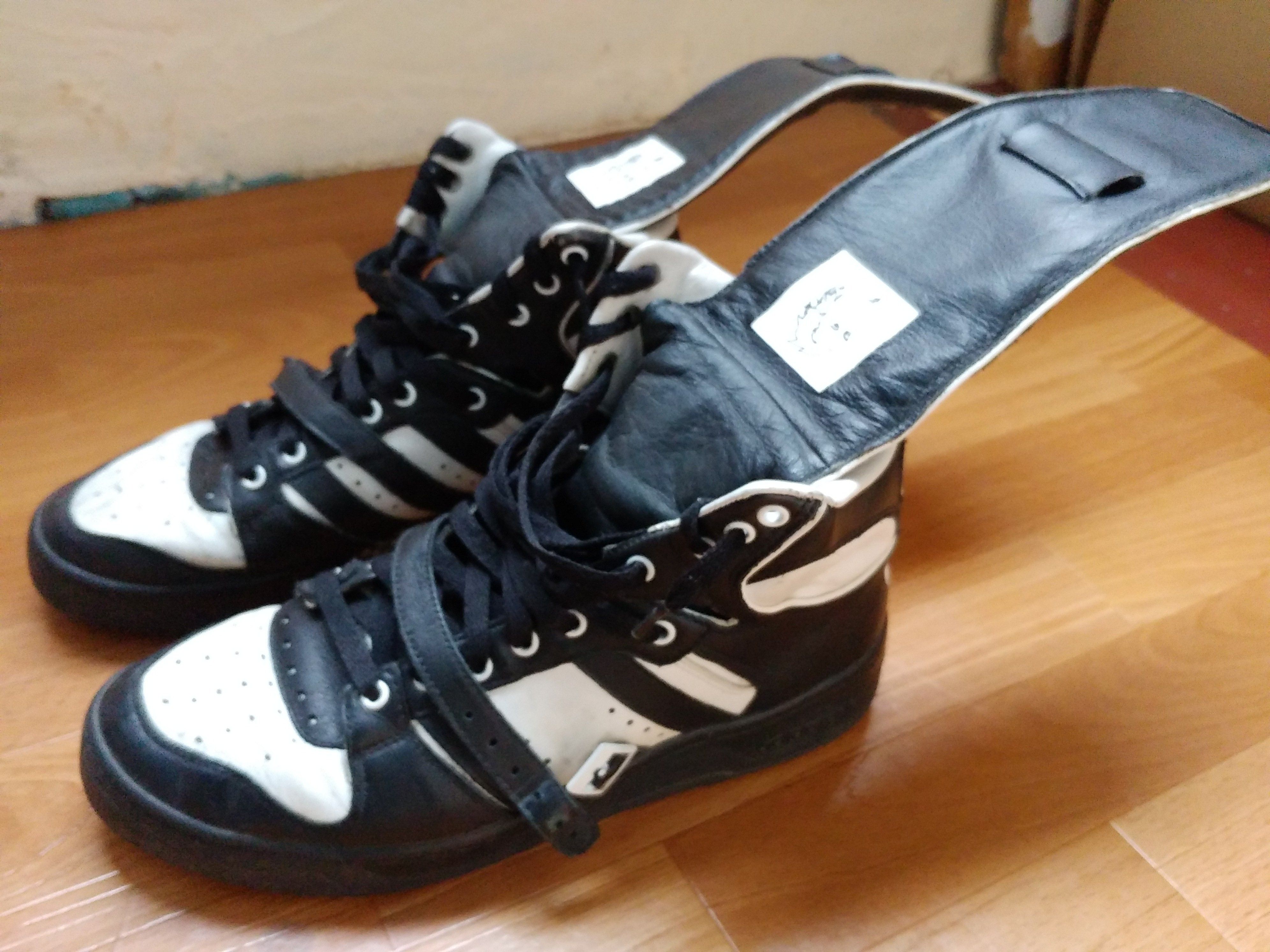 Adidas × Jeremy Scott Adidas Jeremy Scott Sneakers Conductor Instinct Shoes G00905 Size US 8.5 / EU 41-42 - 13 Thumbnail