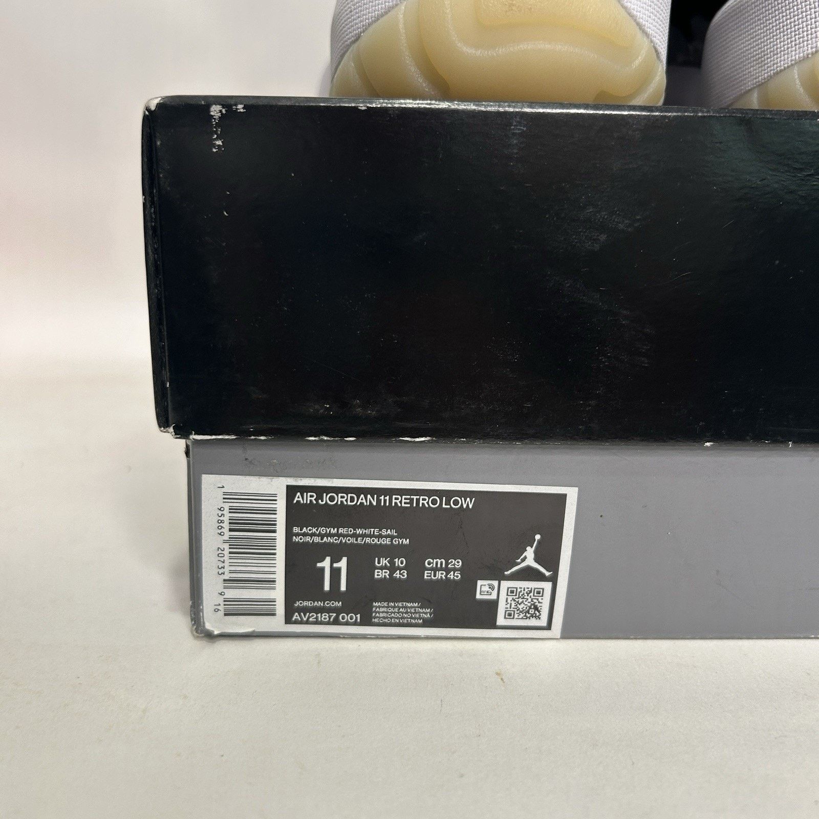 Jordan Brand Nike Air Jordan 11 Retro Low OG “72-10” Size US 11 / EU 44 - 5 Thumbnail