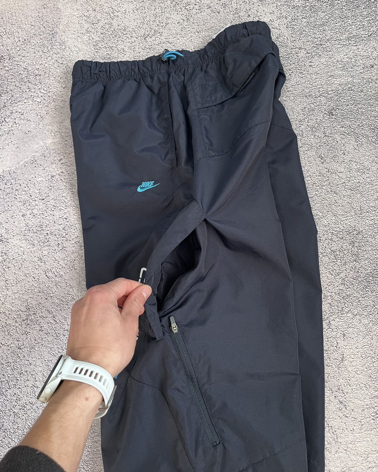 Nike Nike Men’s Track Pants Nylon Vintage Sportswear Blue Size M Size US 32 / EU 48 - 12 Thumbnail