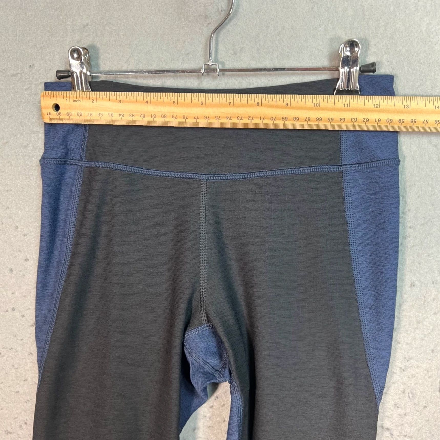 Outdoor Voices Outdoor Voices Leggings Womens Size Small Black & Blue Athletic Gym Running Yoga - Slim Skinny Compression Inseam 28 in - Colorblock Pattern Size 28" / US 6 / IT 42 - 5 Thumbnail