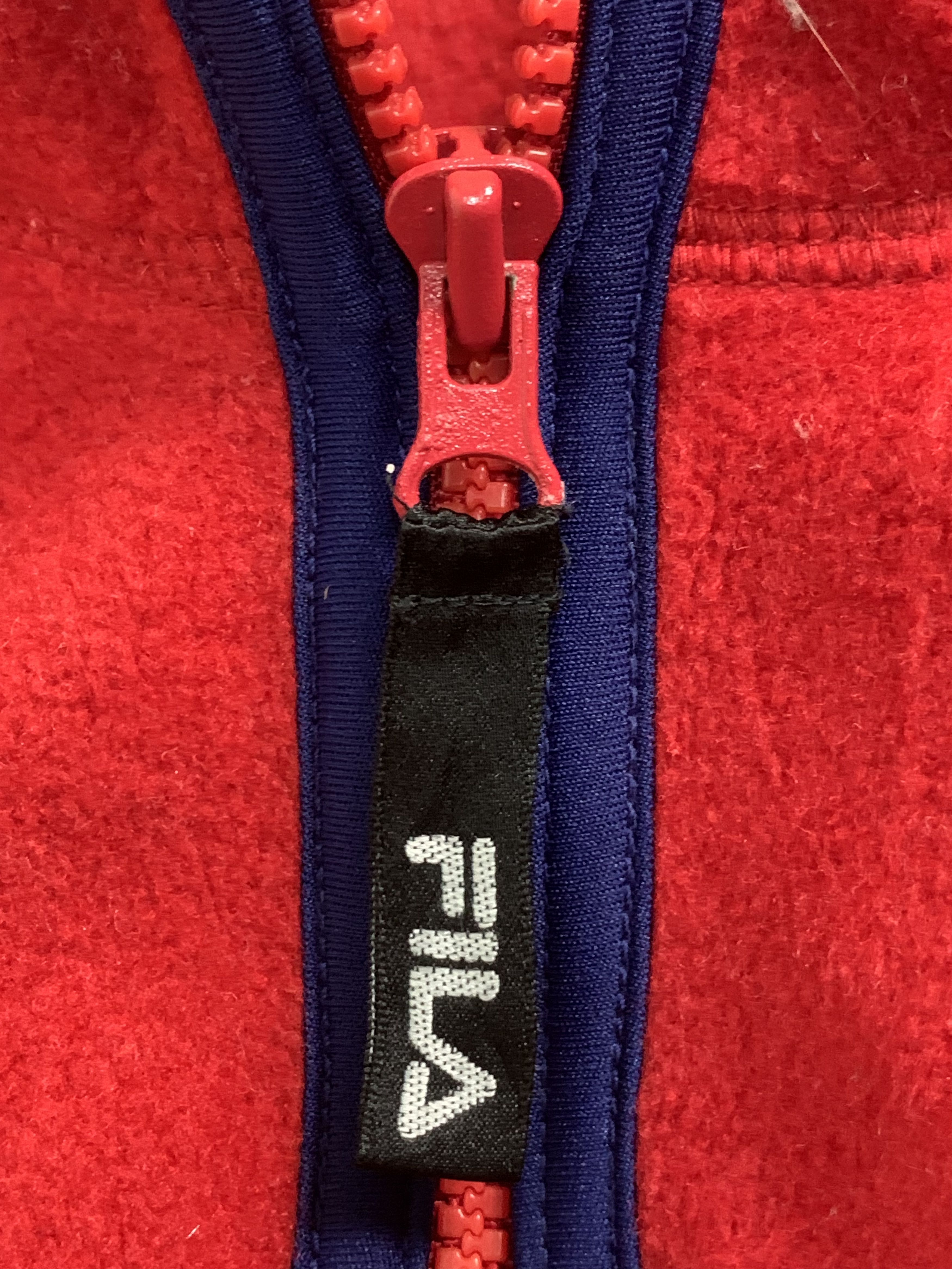 Fila × Vintage Rare Design Vintage Fila Sportswear Fleece Sweater Size US M / EU 48-50 / 2 - 7 Thumbnail