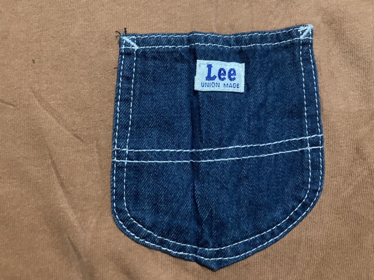 Lee × Vintage Vintage T-shirt Lee Pocket Tee Sanforized Size US M / EU 48-50 / 2 - 3 Thumbnail
