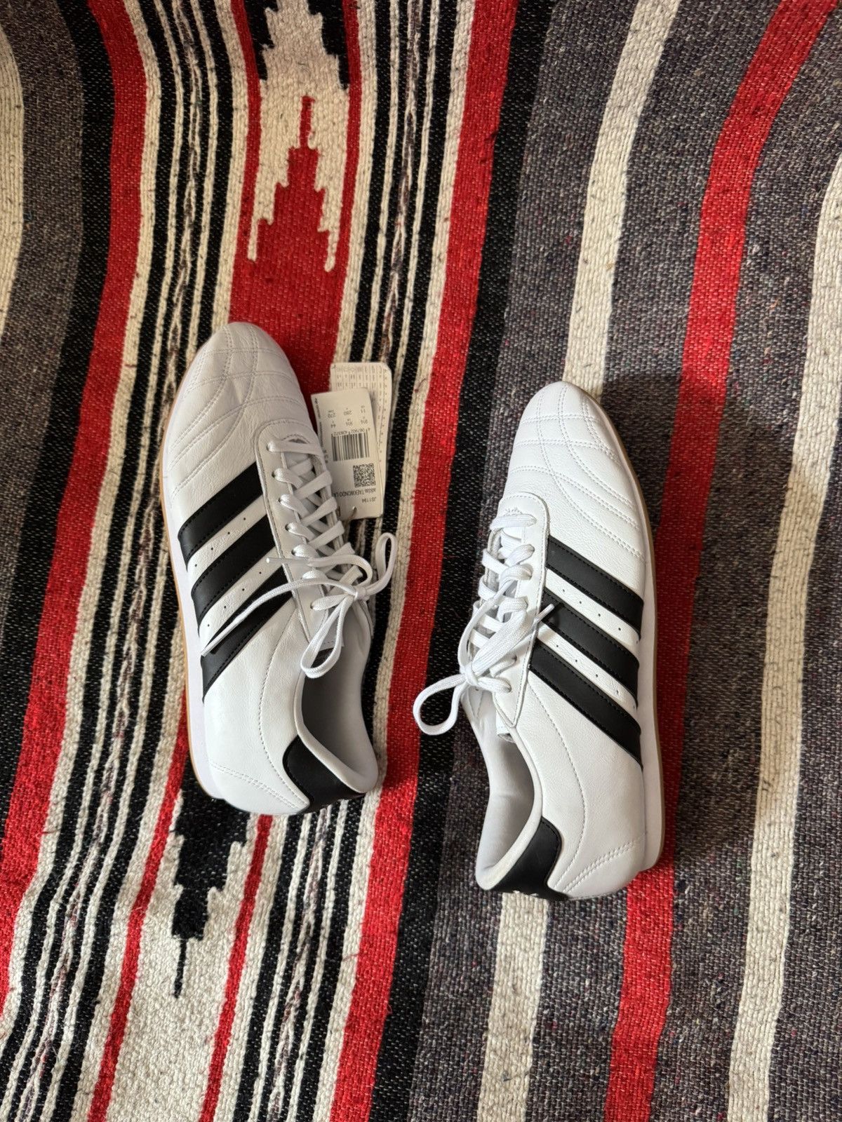 Adidas Adidas Taekwondo White Leather Low Japanese y2k Sneakers Size US 9.5 / EU 42-43 - 2 Thumbnail