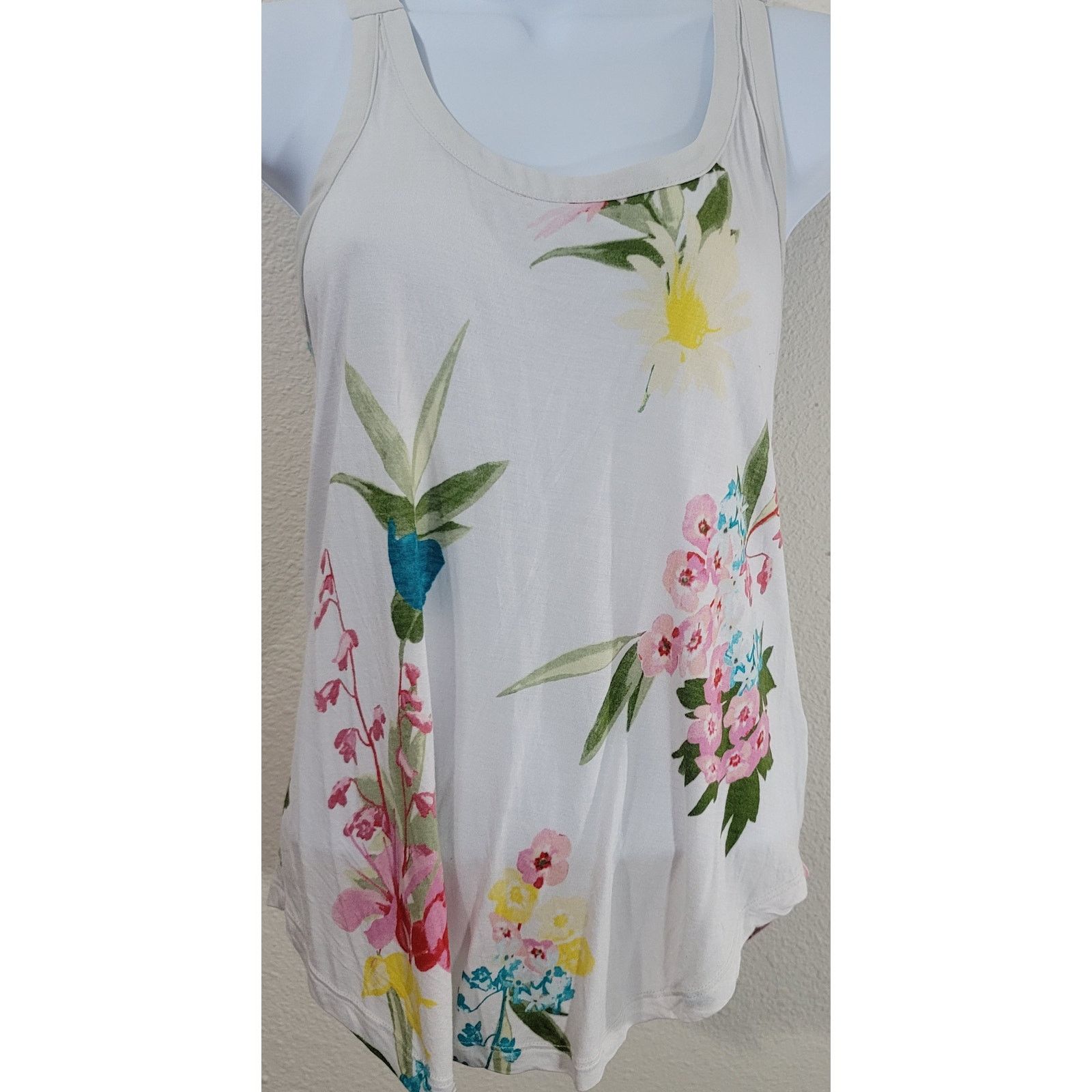 Other Candie's White Floral Print Racerback Tank Top XS Stretchy Size XS / US 0-2 / IT 36-38 - 1 Thumbnail