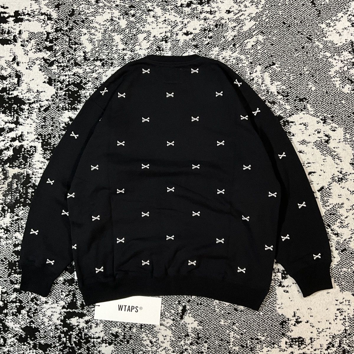 Wtaps WTAPS ACNE BONES CREWNECK Size US L / EU 52-54 / 3 - 5 Thumbnail