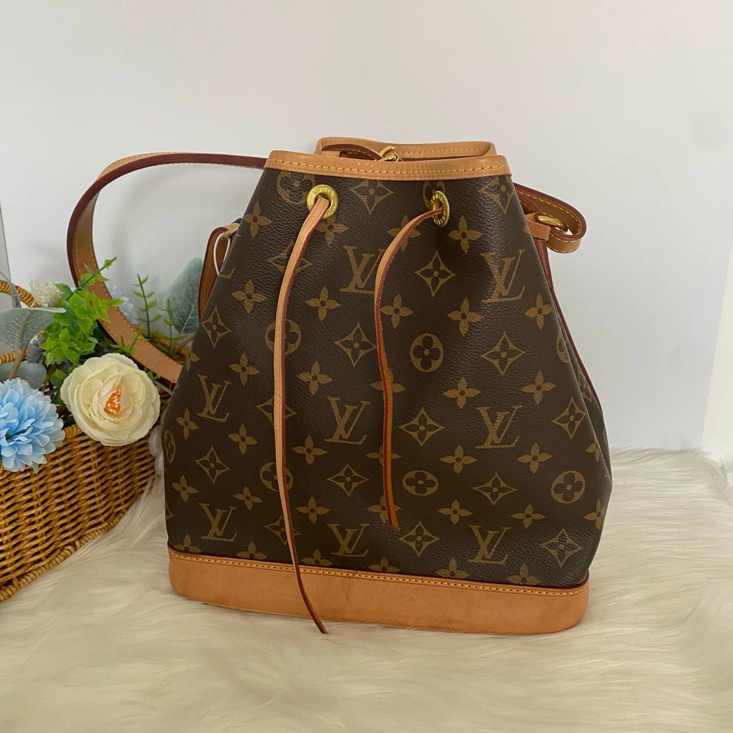Louis Vuitton Pre-loved Bag Very good condition Size ONE SIZE - 1 Thumbnail