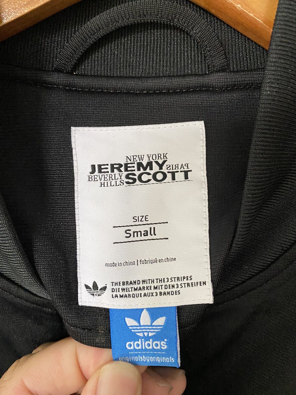 Adidas × Jeremy Scott AW09 Mesh big logo Size M / US 6-8 / IT 42-44 - 14 Thumbnail