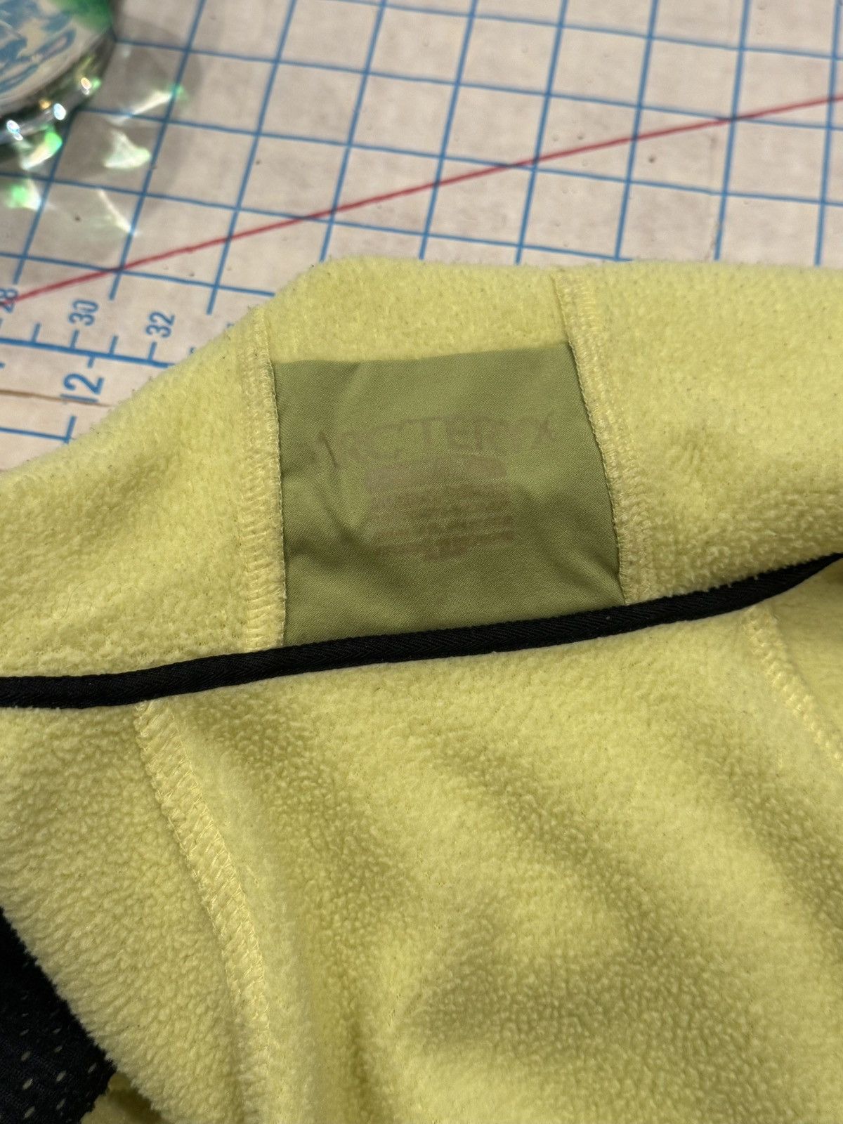 Arc'teryx Arc’teryx Women’s Fleece Hoodie Full Zip Yellow Size Medium Size M / US 6-8 / IT 42-44 - 9 Thumbnail