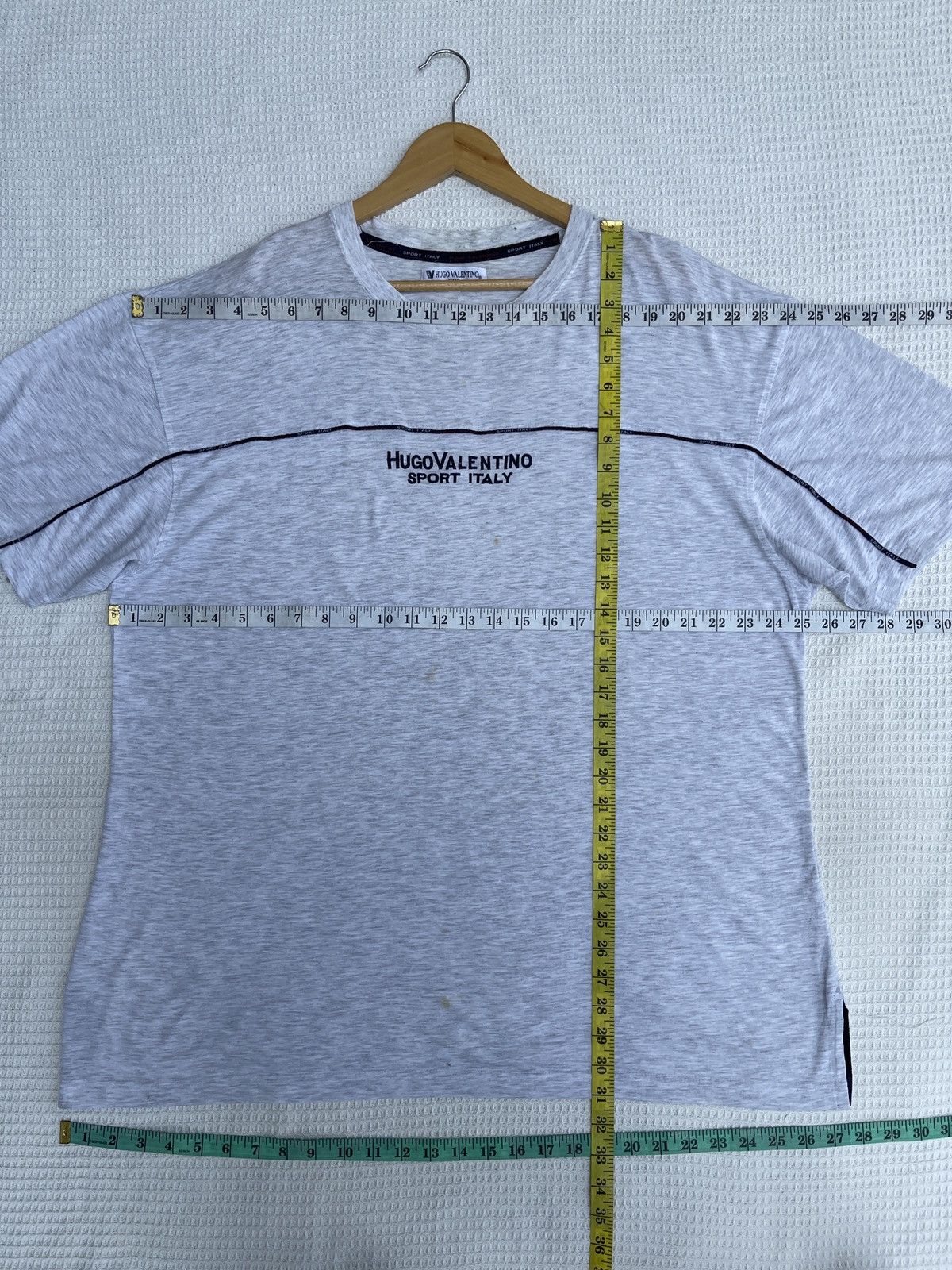 Hugo Last Drop🔥Rare🔥Vtg Hugo Valentino Sport Italy Spell Out Tee Size US XL / EU 56 / 4 - 11 Thumbnail
