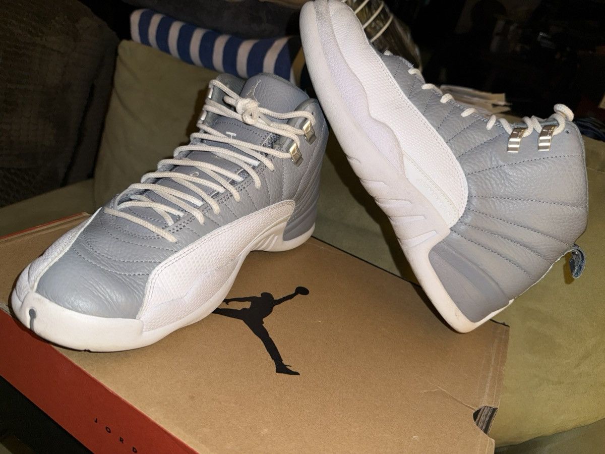 Jordan Brand Air Jordan 12 Stealth Retro cool grey OG Box size 10.5 EXC! Size US 10.5 / EU 43-44 - 5 Thumbnail