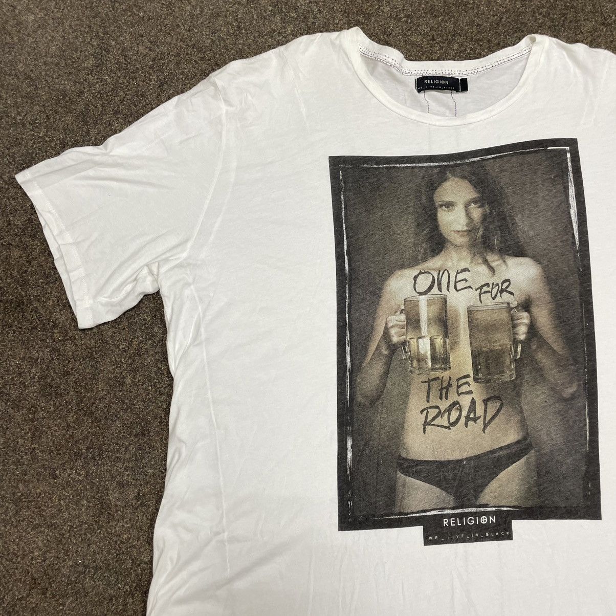 Vintage Vintage Y2K Graphic Tee Sun Faded Streetwear Oversized XXL Size US XXL / EU 58 / 5 - 3 Thumbnail