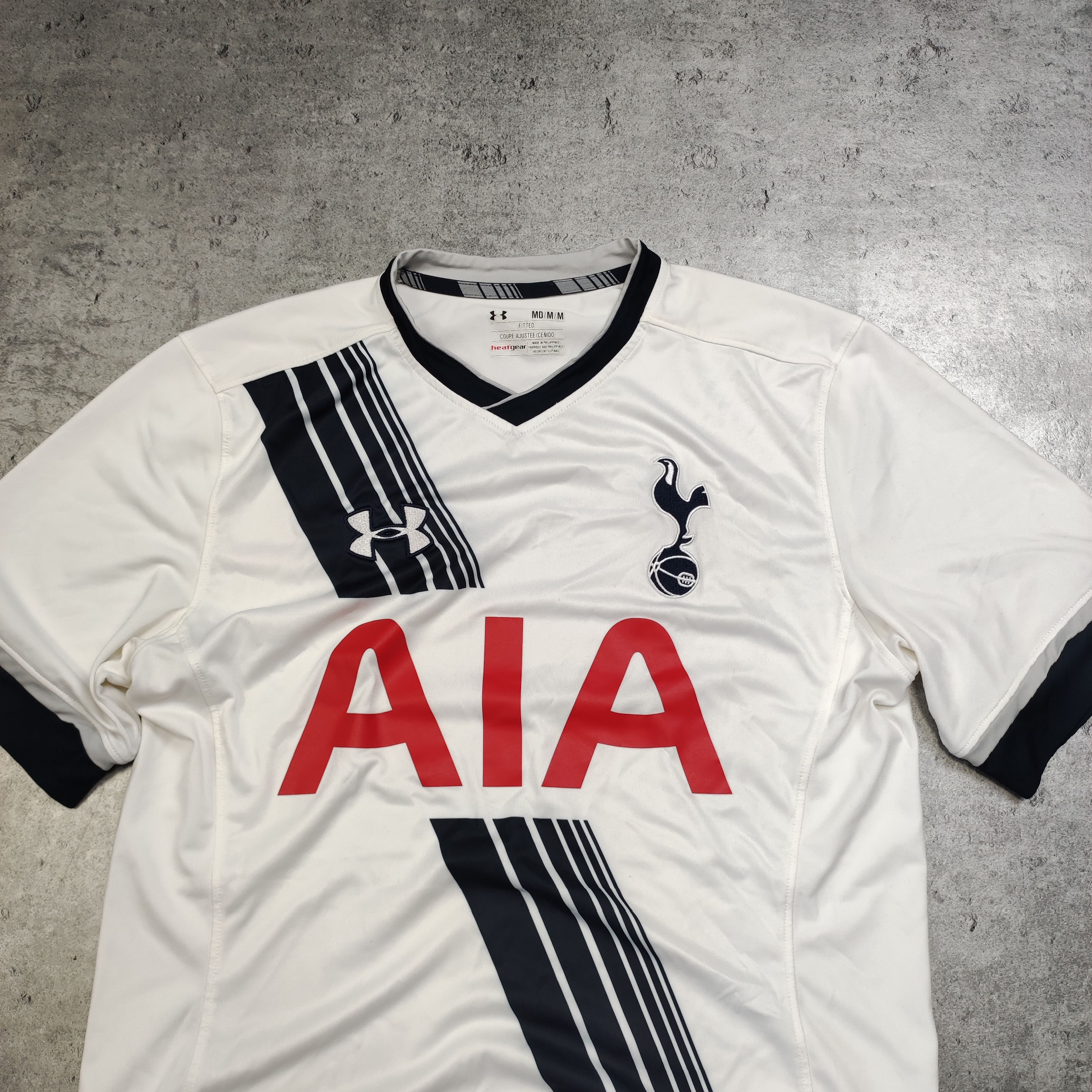 Vintage RARE Tottenham Hotspurs 2015/16 Home Under Armour Jersey Size US M / EU 48-50 / 2 - 3 Thumbnail