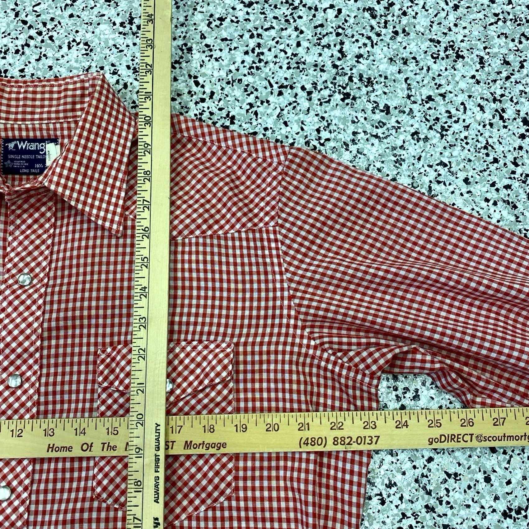 Wrangler VINTAGE Wrangler Red Plaid Shirt Pearl Snap Regular Fit USA Mens 16.5/34 Button-Up Size US XL / EU 56 / 4 - 2 Thumbnail