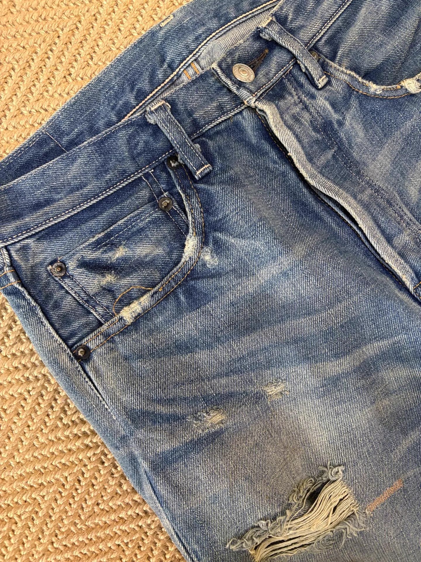 Levi's Levi's LVC 55501-0045 501XX Patched Battle Selvedge Jeans Size US 32 / EU 48 - 6 Thumbnail
