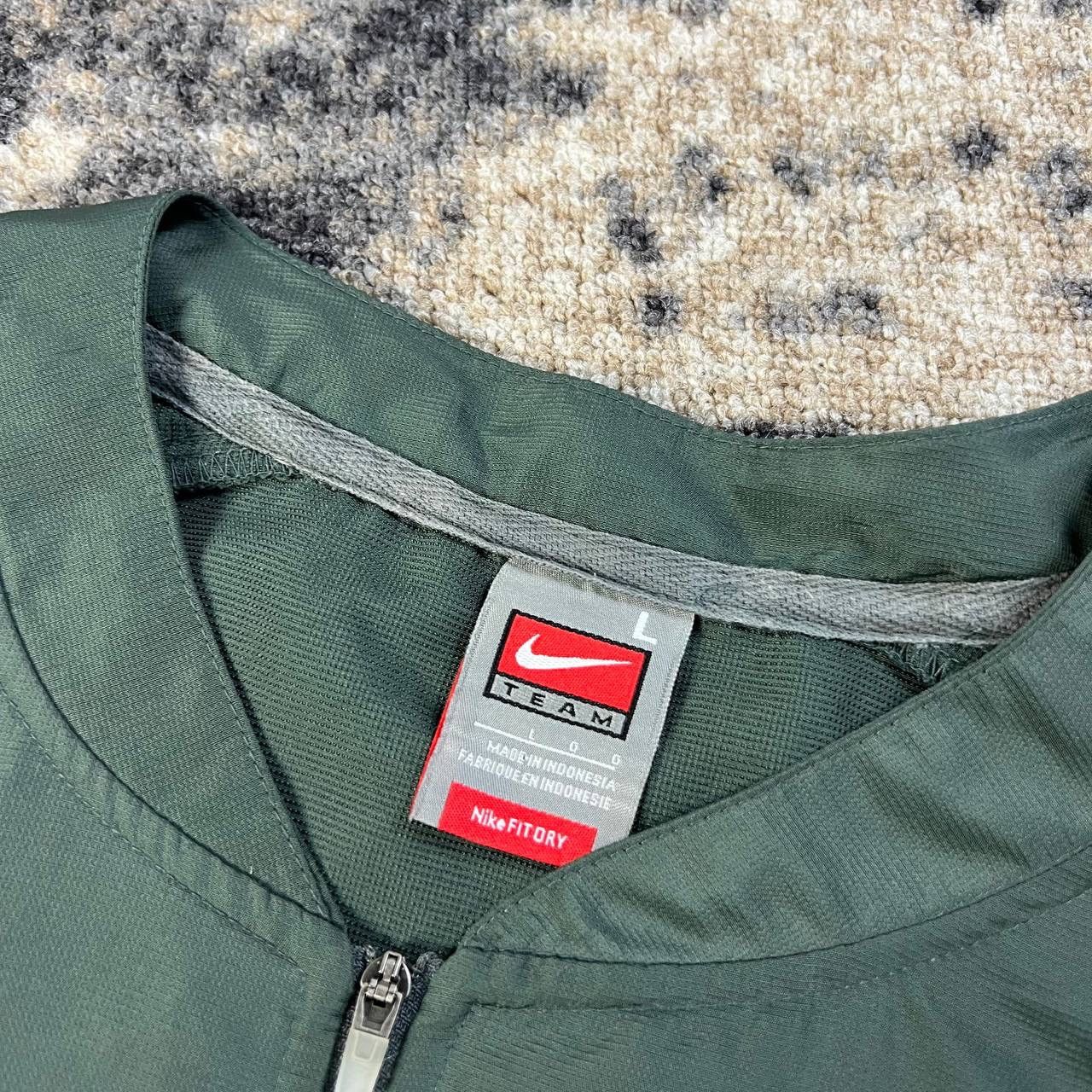 Nike Nike Swoosh Vintage Y2K 1/4 Zip Up T-Shirt Streetwear Style Size US L / EU 52-54 / 3 - 5 Thumbnail