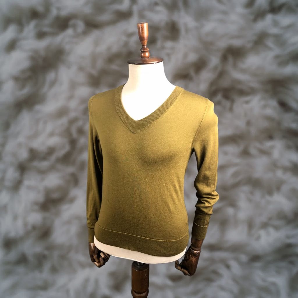 Icebreaker Icebreaker Wool Jumper Women S Mustard-Colored Knit V-Neck Pullover Blouse Casual Classic 100% Wool Size 28" / US 6 / IT 42 - 1 Thumbnail