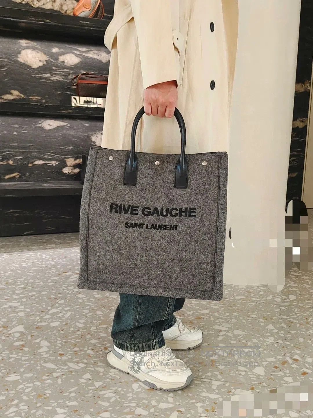 Yves Saint Laurent YSL Gray Tote Handbag. Size ONE SIZE - 6 Thumbnail