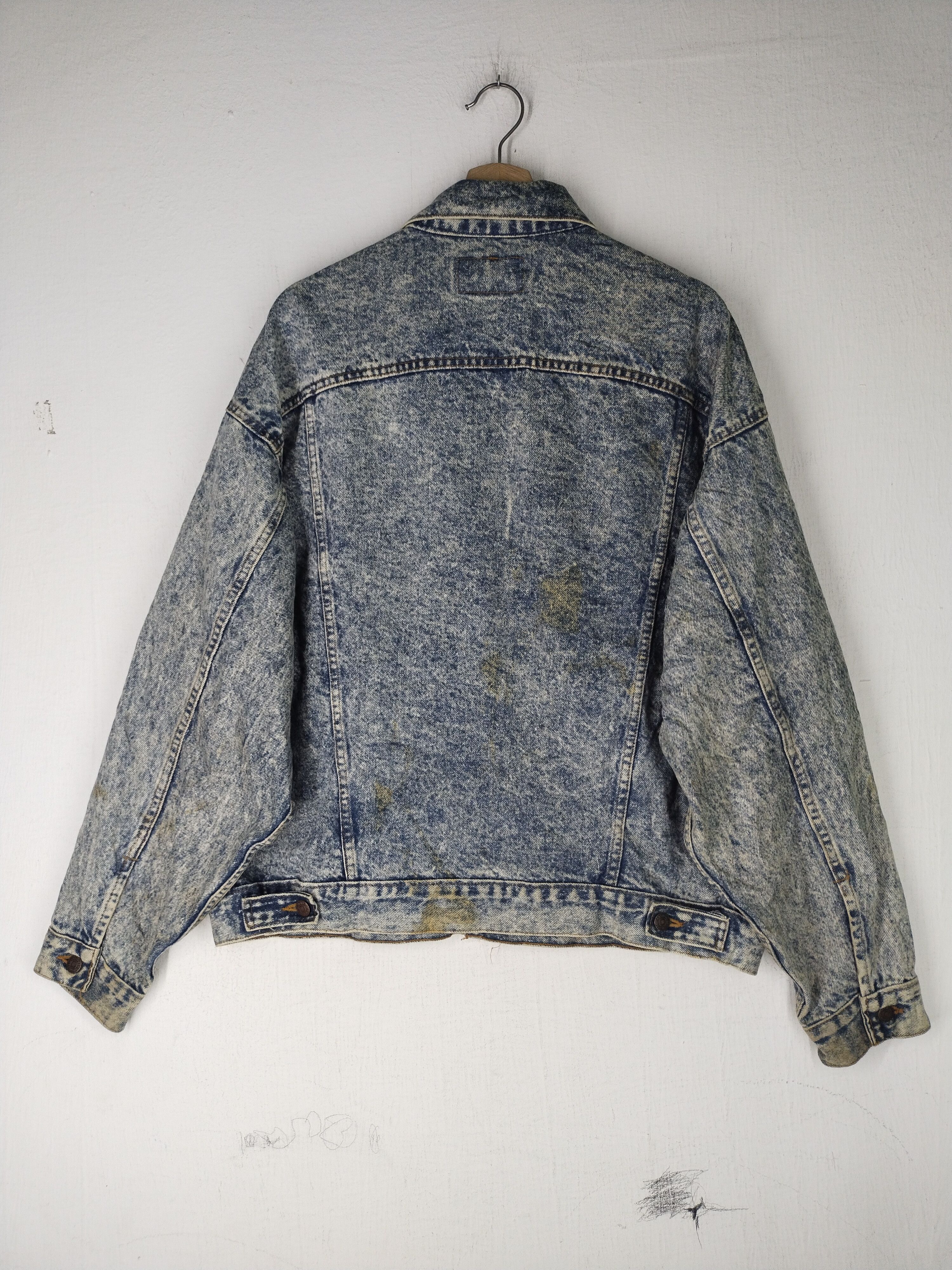 Levi's Vintage Levi's Acid Washed Made in USA Denim Jacket Size US L / EU 52-54 / 3 - 9 Thumbnail