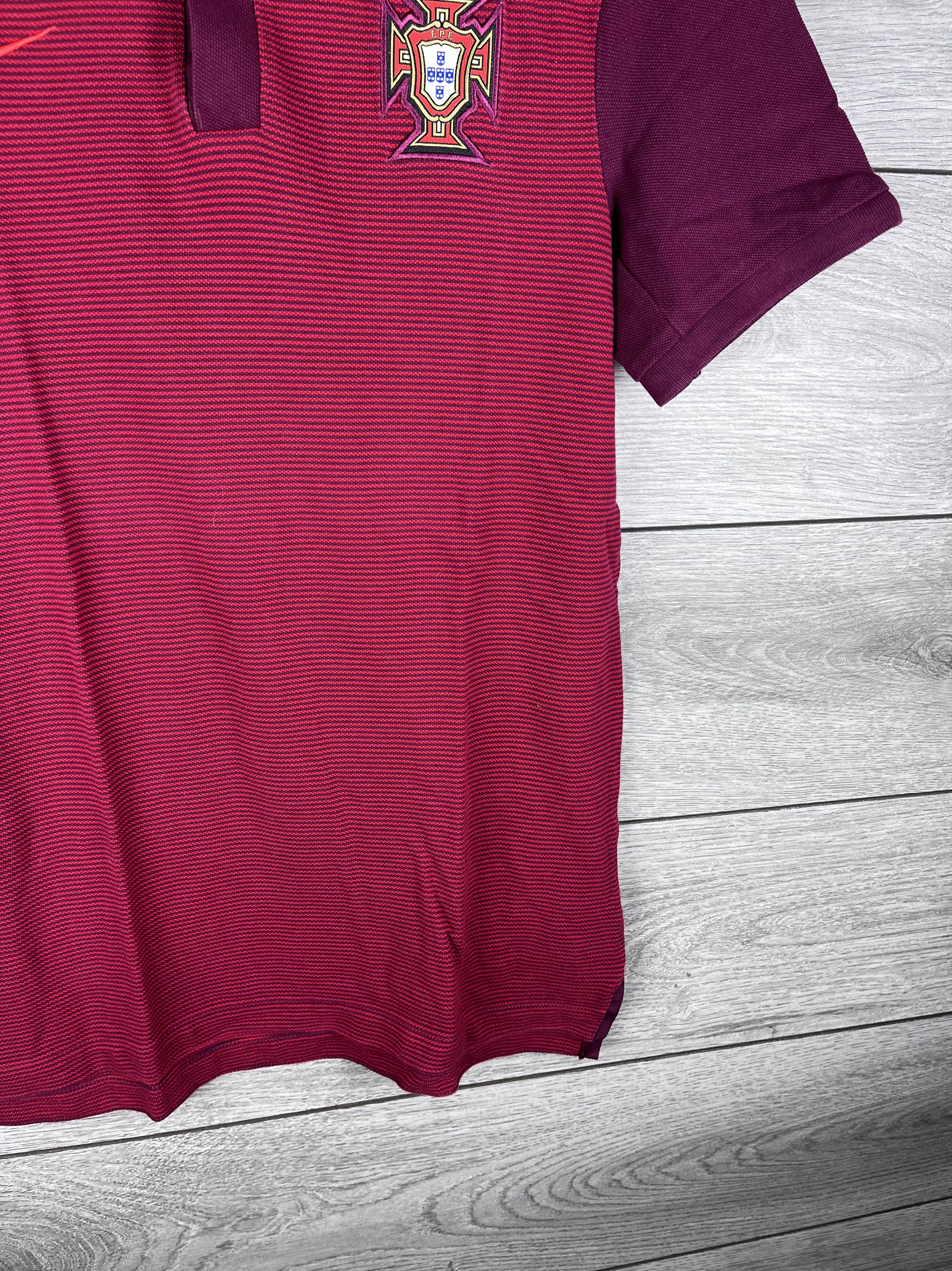 Nike Men's football polo Nike Portugal Authentic size M Ronaldo Size US M / EU 48-50 / 2 - 5 Thumbnail