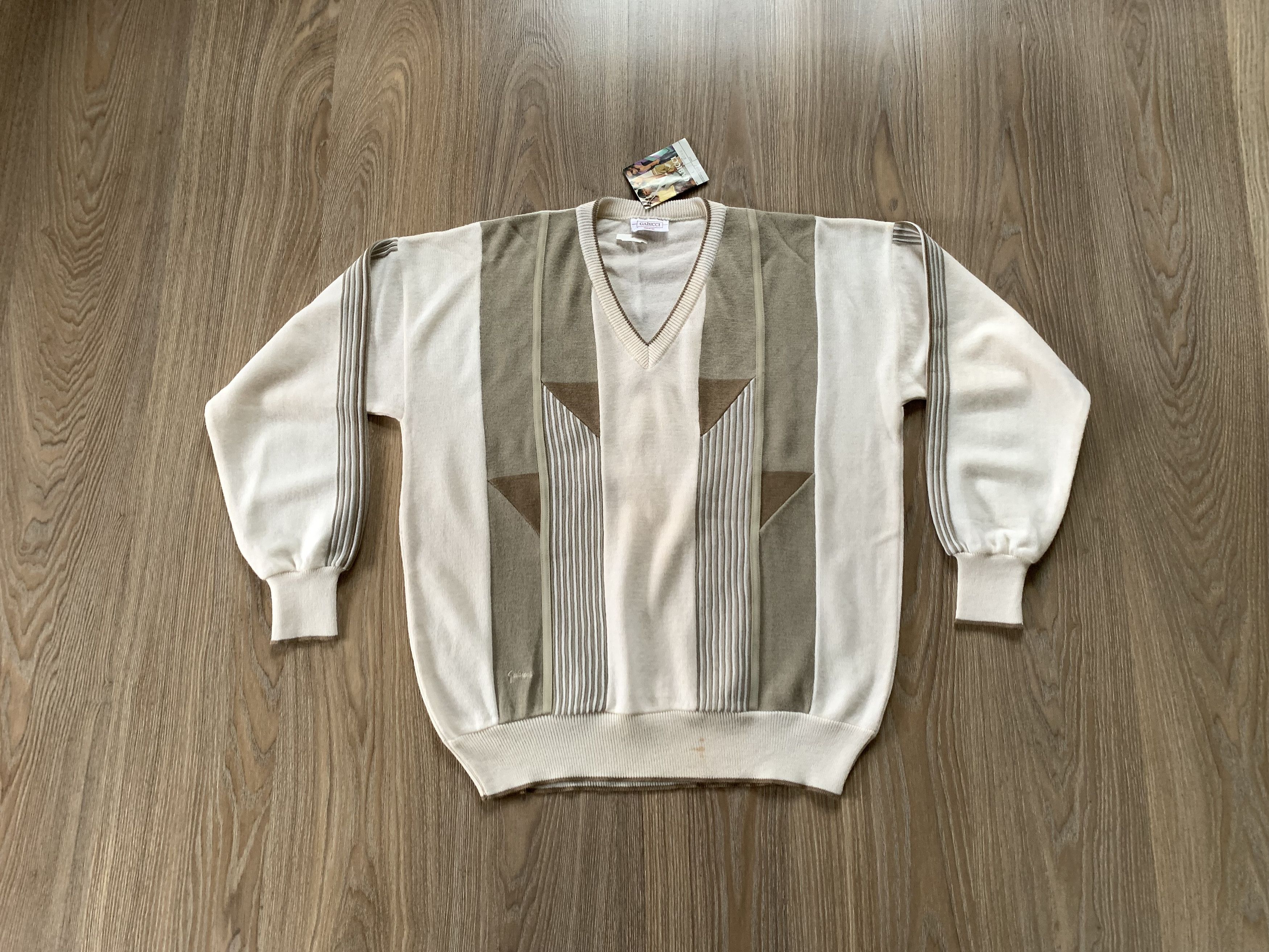 Gabicci × Vintage Vintage Gabicci V-Neck New Italian Knit Sweater Size US L / EU 52-54 / 3 - 11 Thumbnail