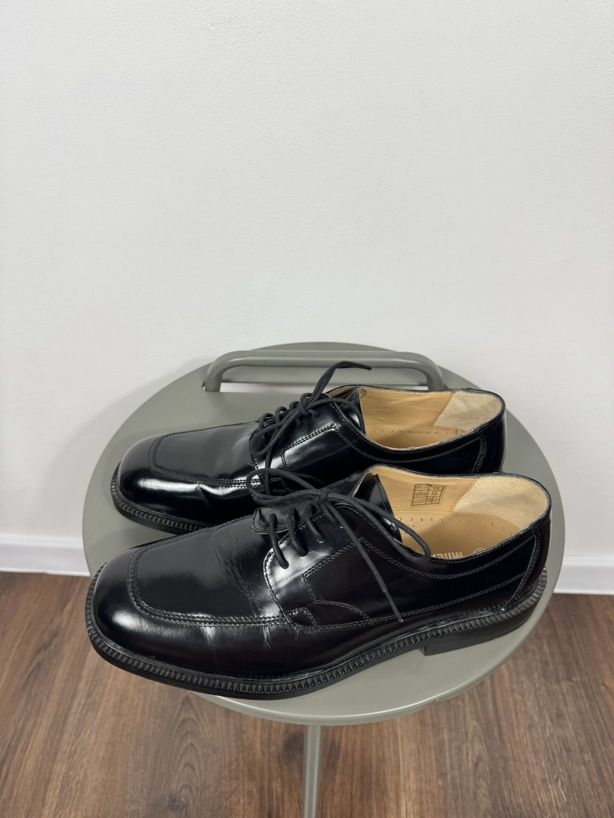 Other Black Leather Derby Shoes Men’s US 11 Apron Toe Classic Size US 11 / EU 44 - 6 Thumbnail