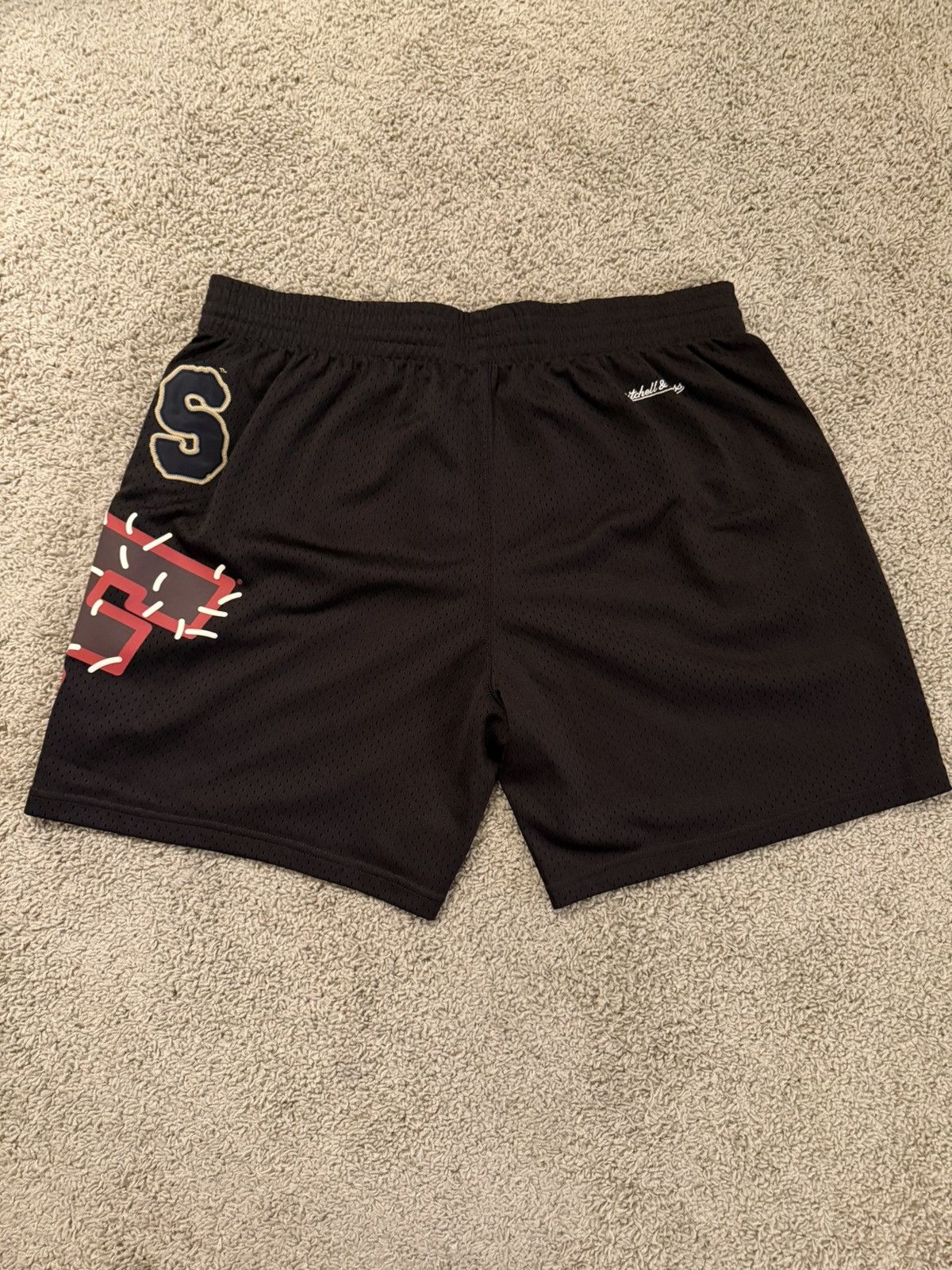 Travis Scott Mitchell & Ness x Cactus Jack Shorts • UCF Knights Size US 36 / EU 52 - 2 Thumbnail