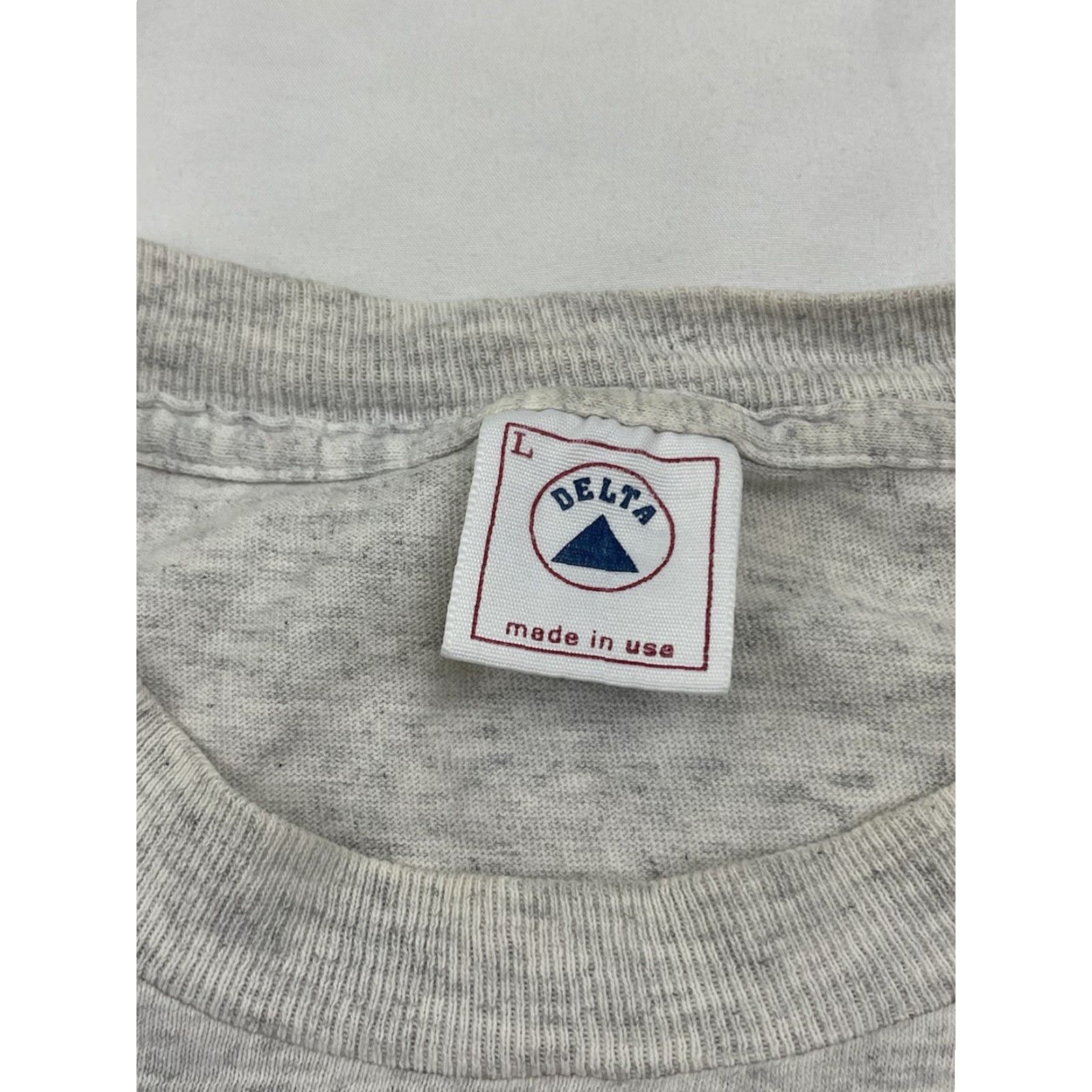 Delta VINTAGE Detroit Red Wings T-Shirt NHL 90s Logo Crew Neck Short Sleeve Gray 1990s Men Large MLB Sports USA Size US L / EU 52-54 / 3 - 5 Thumbnail