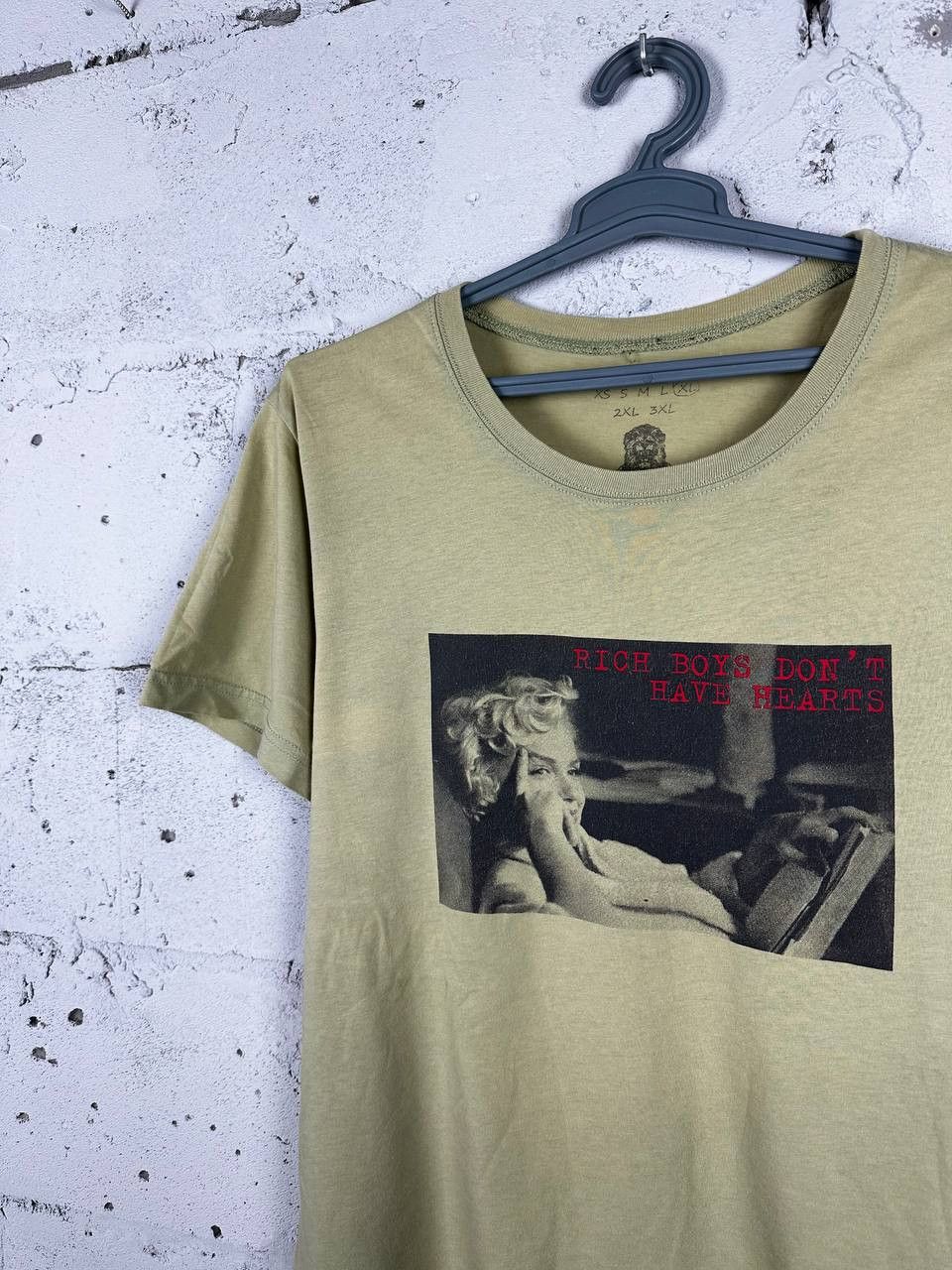 Vintage Vintage Rich Boys Don't Have Heart Graphic Skate T Shirt Size US XL / EU 56 / 4 - 1 Thumbnail