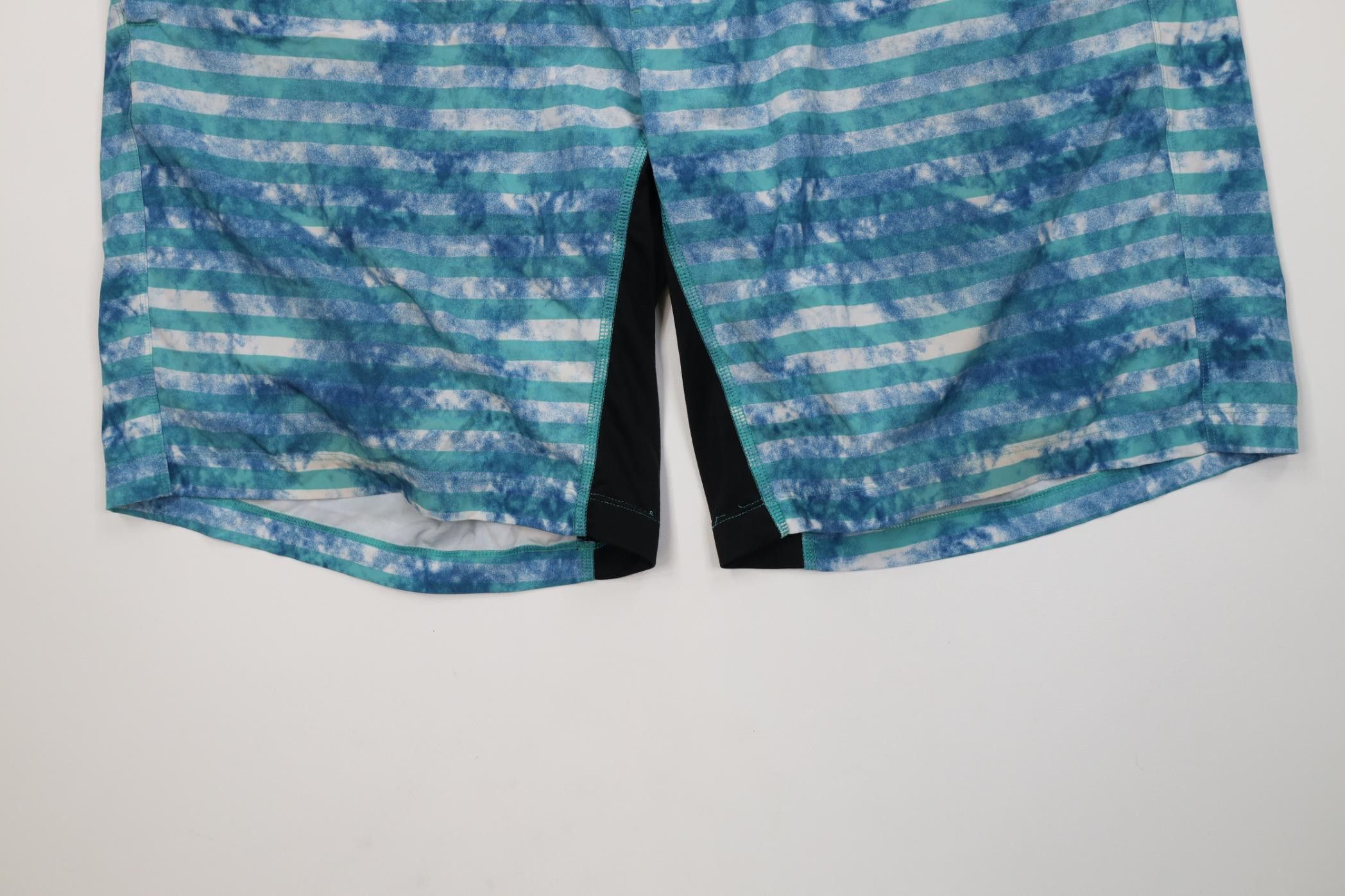 Lululemon Lululemon THE Lined Running Jogging Athletic Gym Shorts Size US 38 / EU 54 - 4 Thumbnail