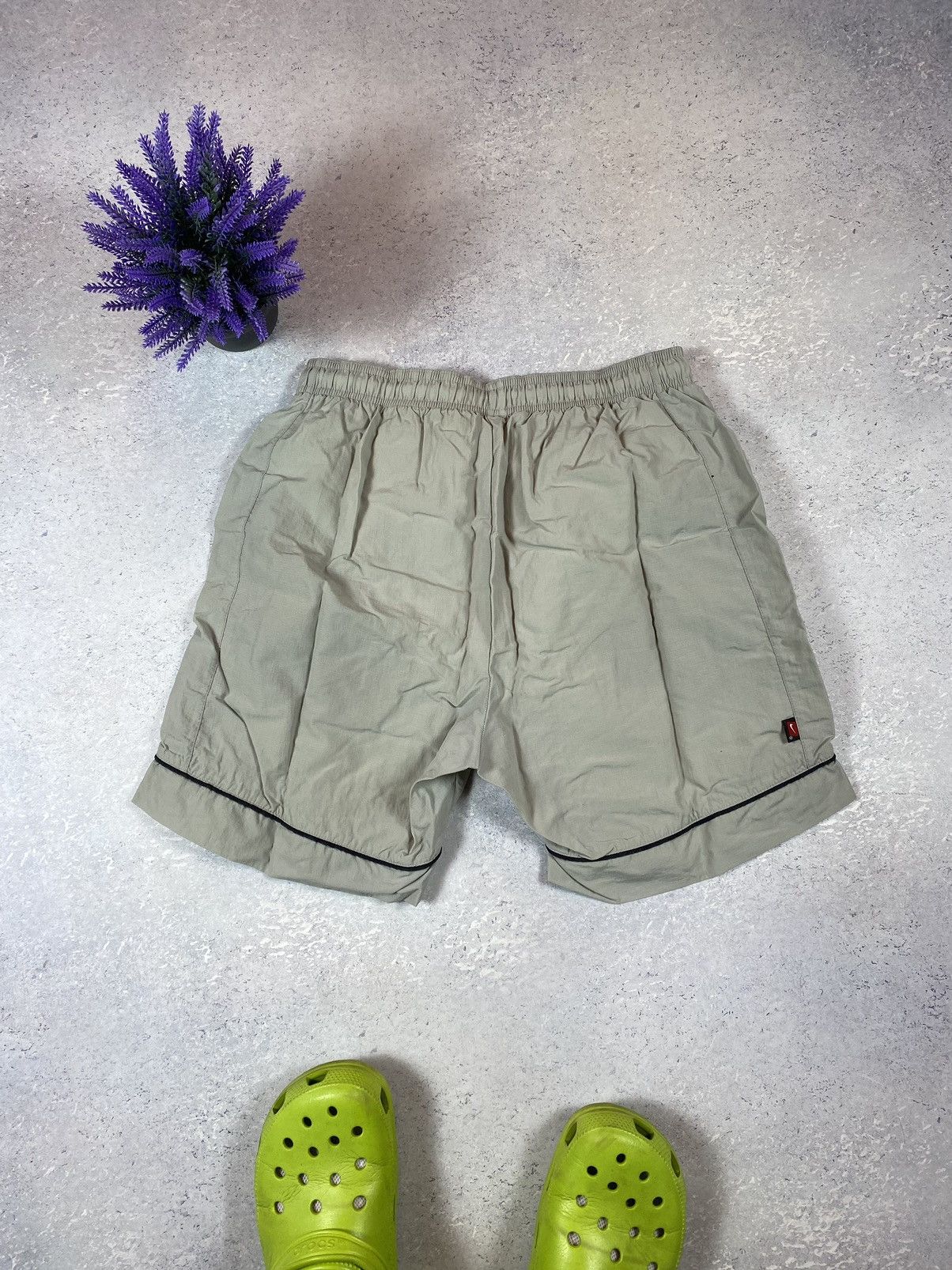 Nike × Vintage Vintage Nike Men’s Grey Shorts With Mini Logo Size Large Size US 34 / EU 50 - 5 Thumbnail