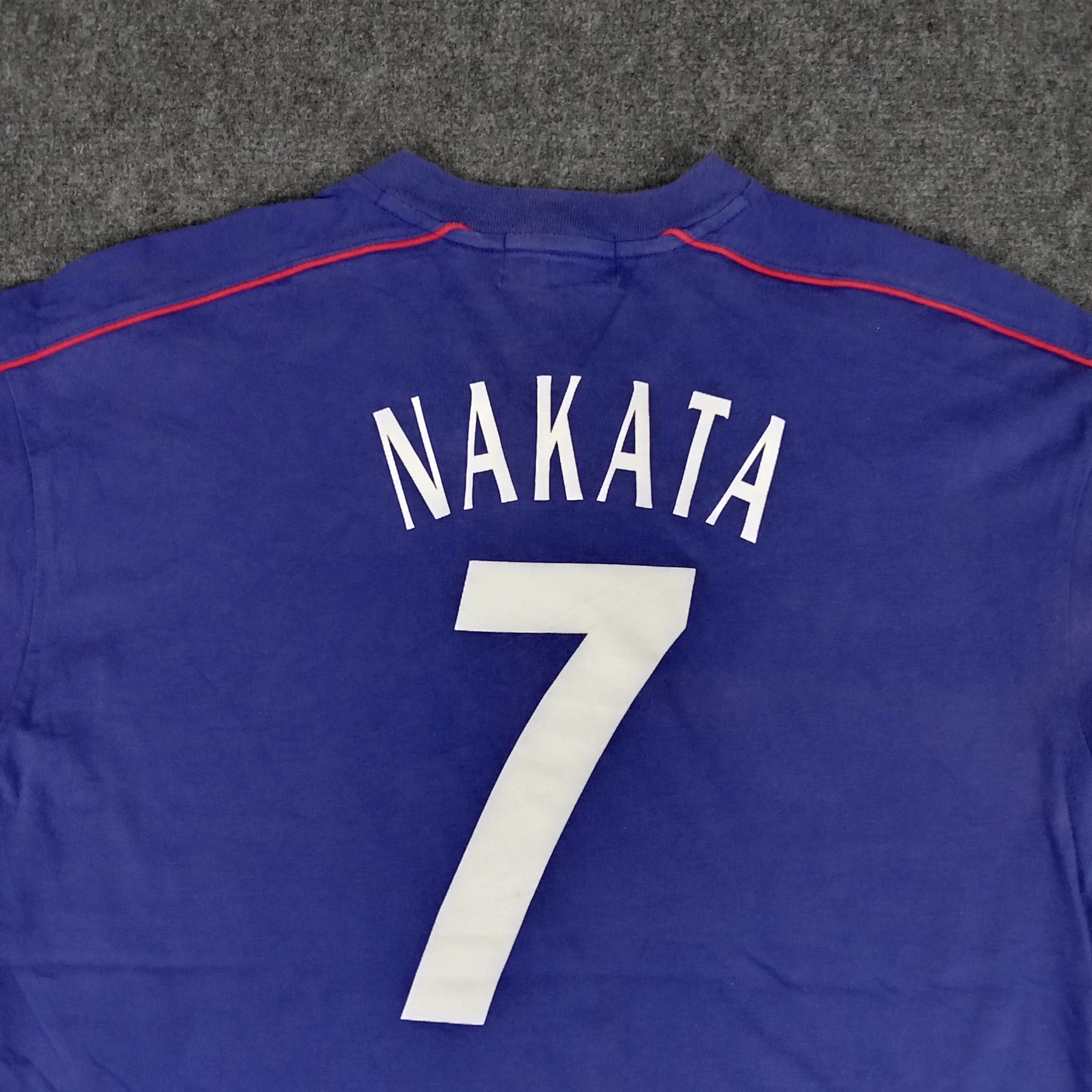 Japanese Brand × Vintage Japan Soccer Team Pro Player Nakata 7 Tshirt Size US L / EU 52-54 / 3 - 6 Thumbnail