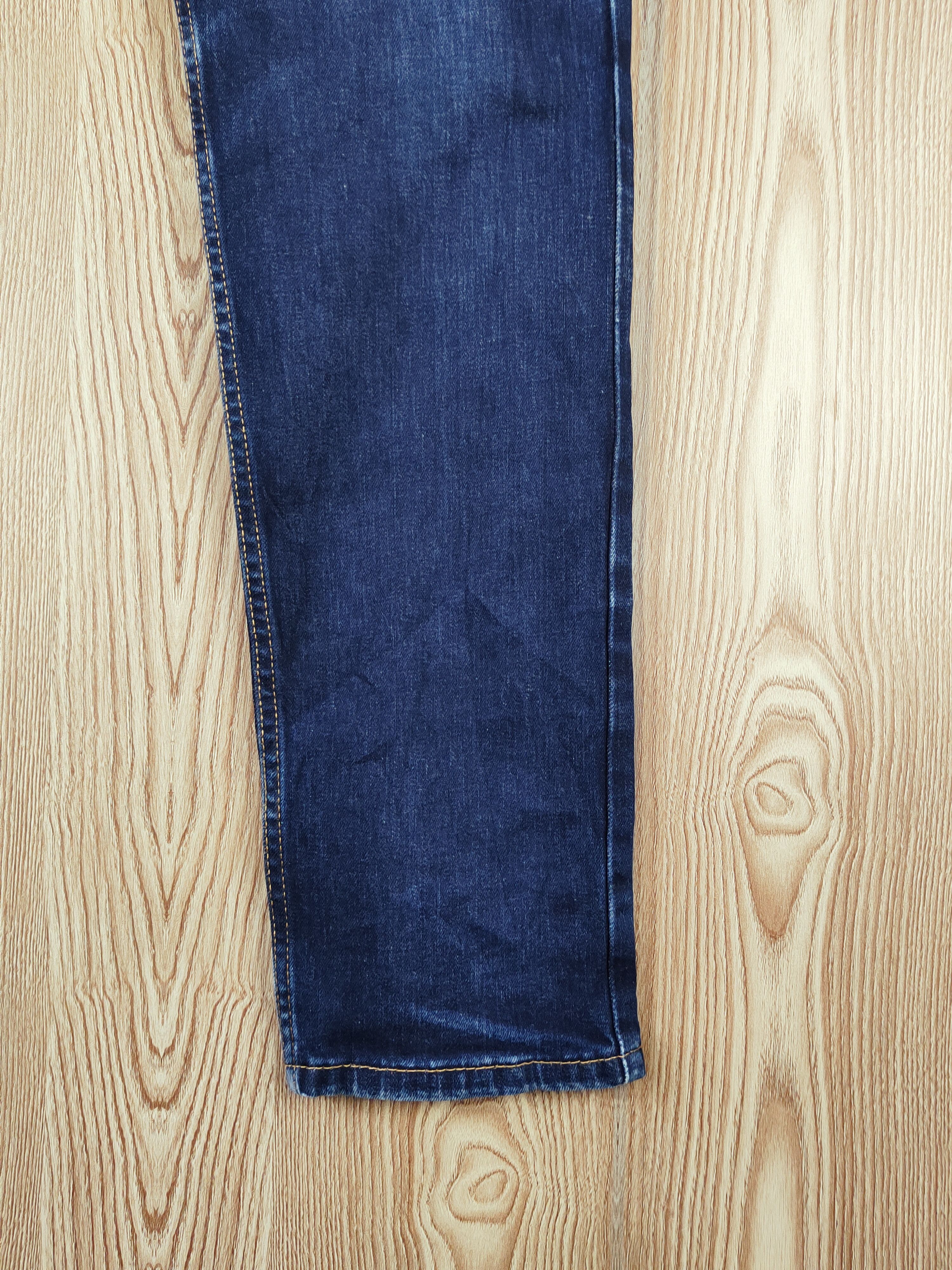 Levi's Levi's Dark Blue Distressed Ripped Jeans #S2707 Size US 33 - 6 Thumbnail